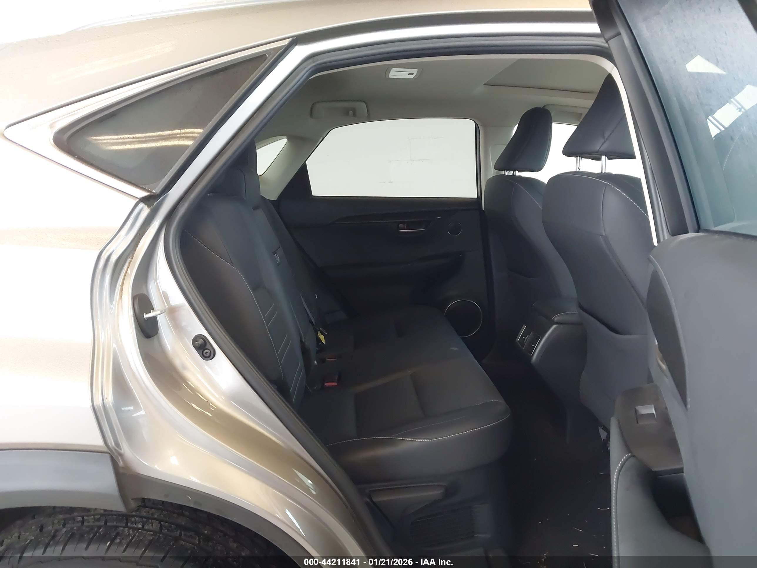 LEXUS NX image 8