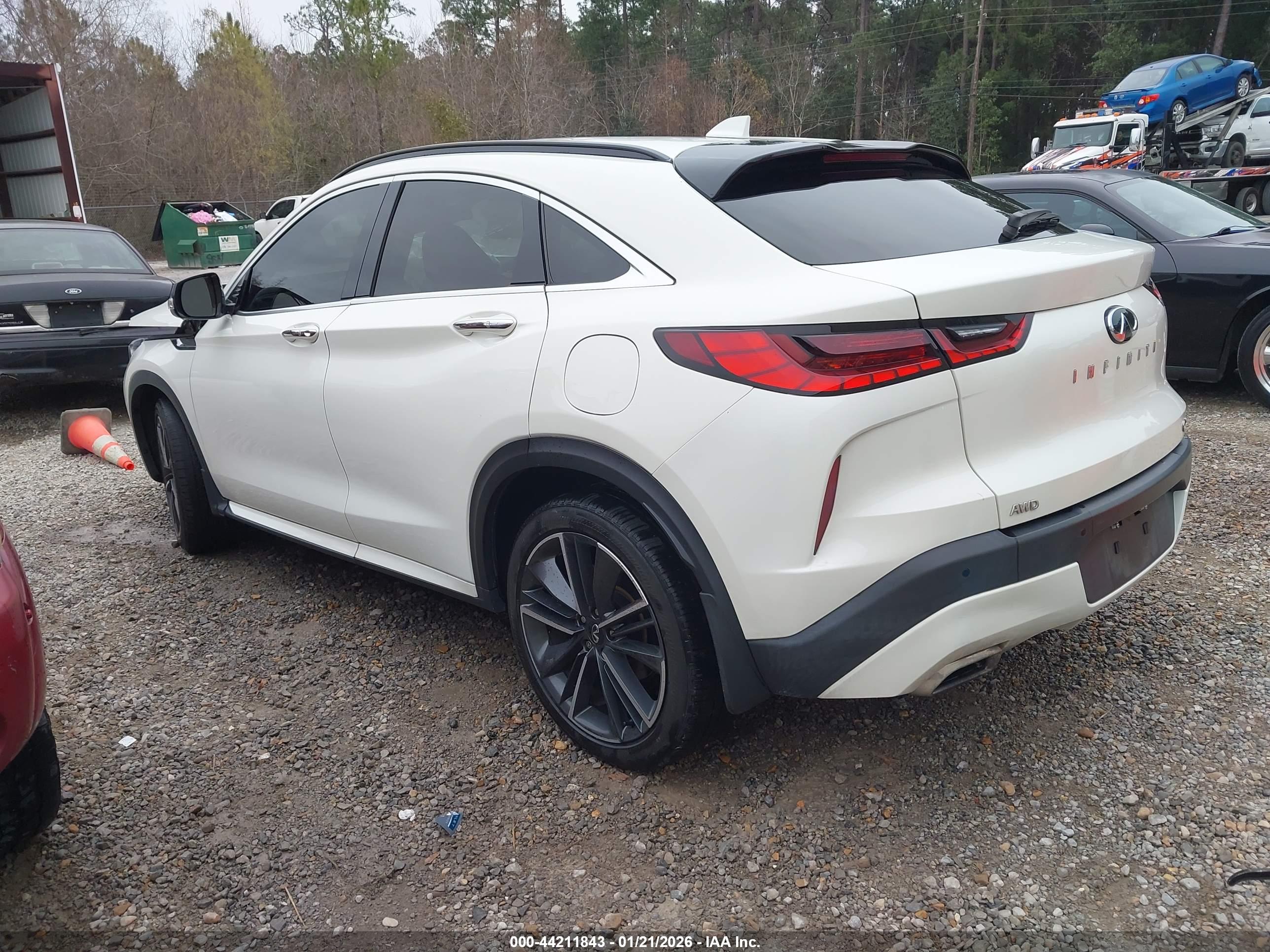INFINITI QX55 image 3
