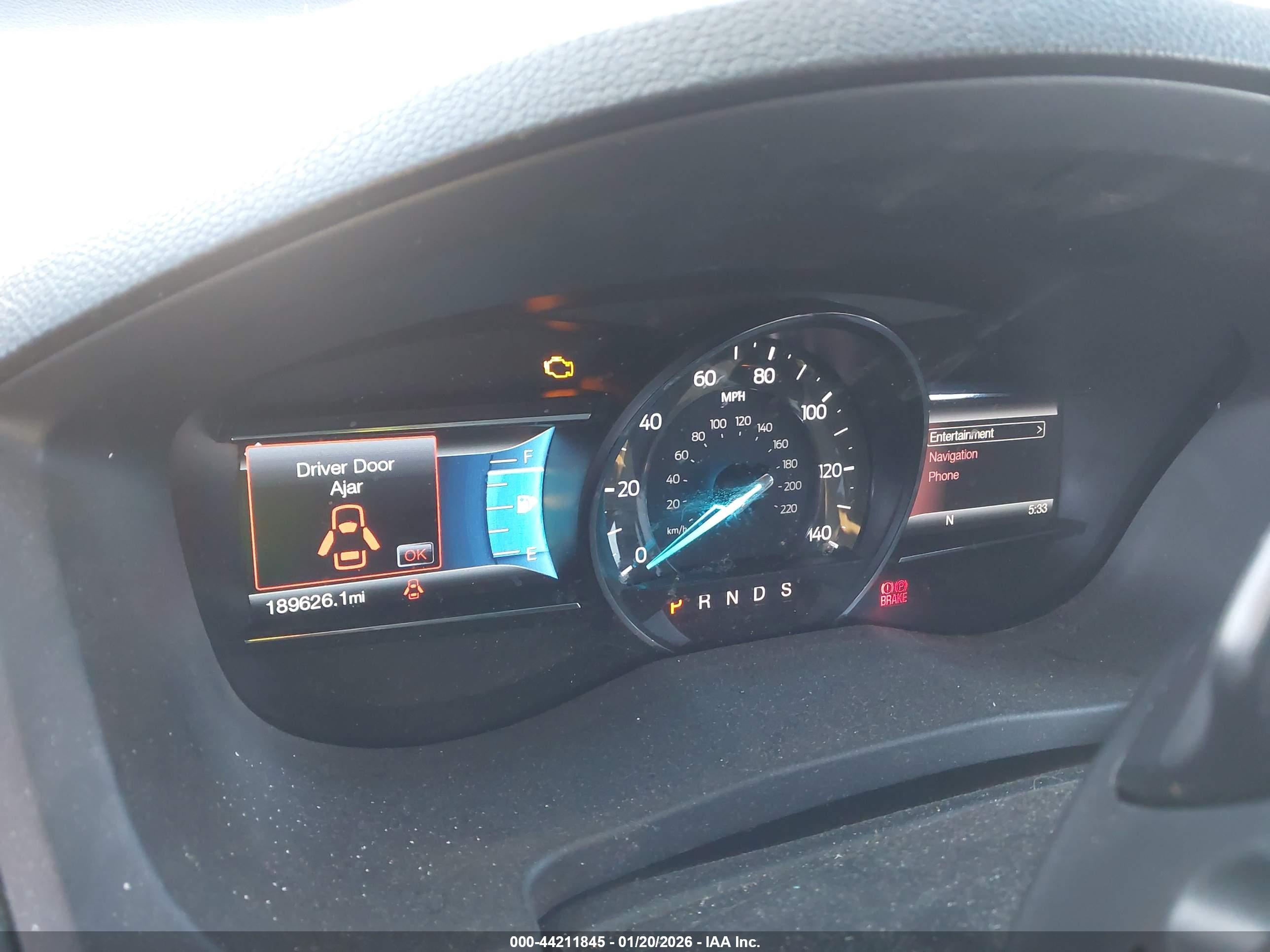 FORD EXPLORER image 7