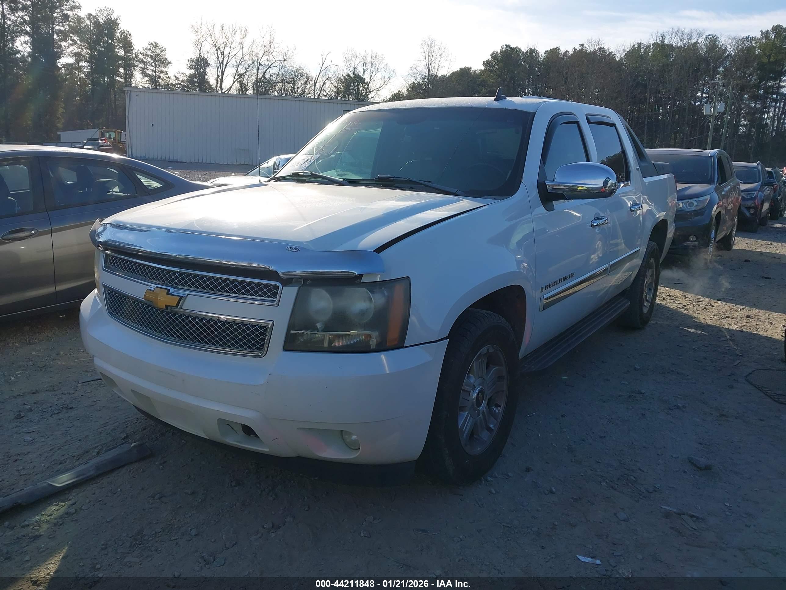 CHEVROLET AVALANCHE image 2