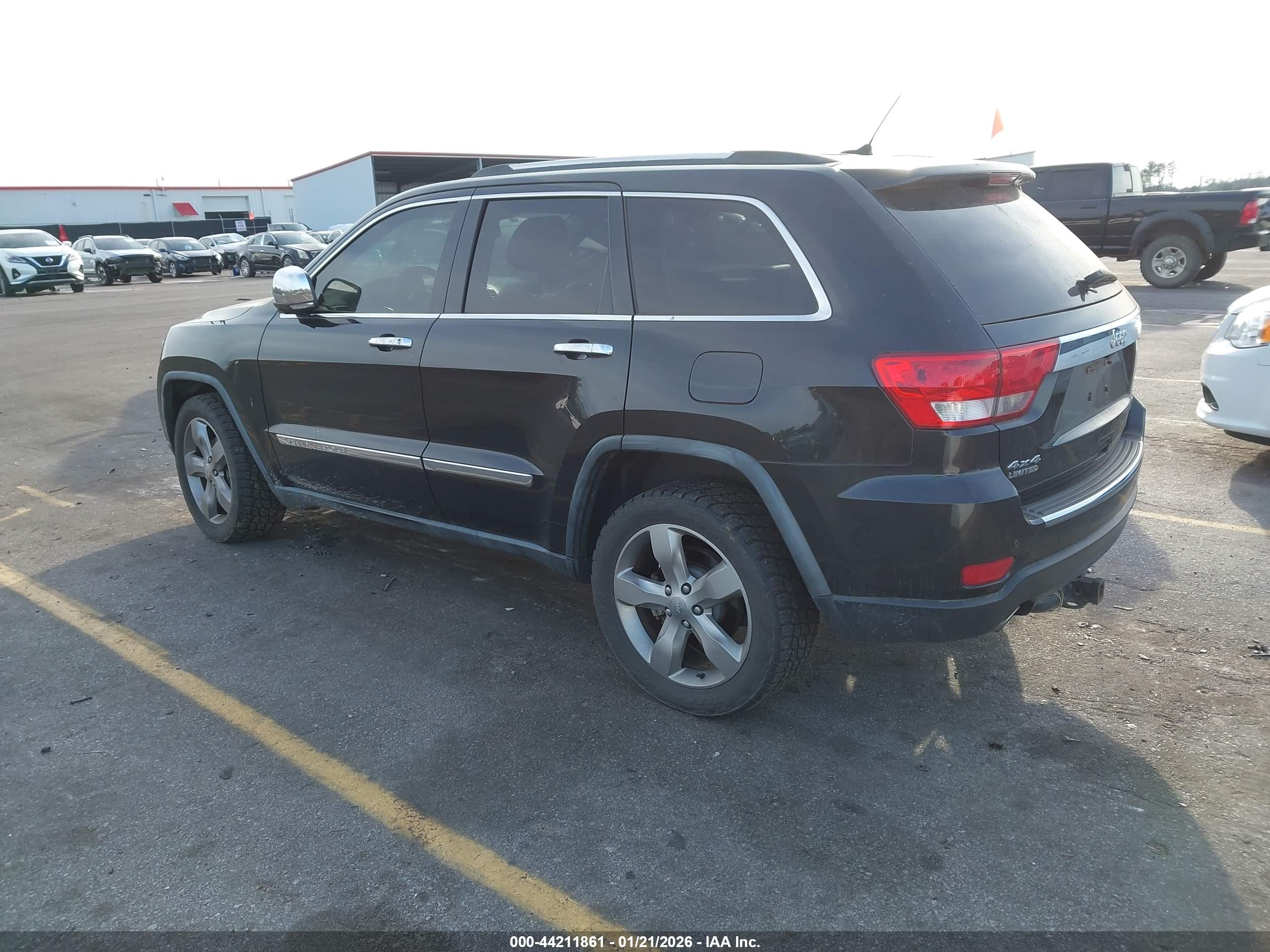 JEEP GRAND image 3