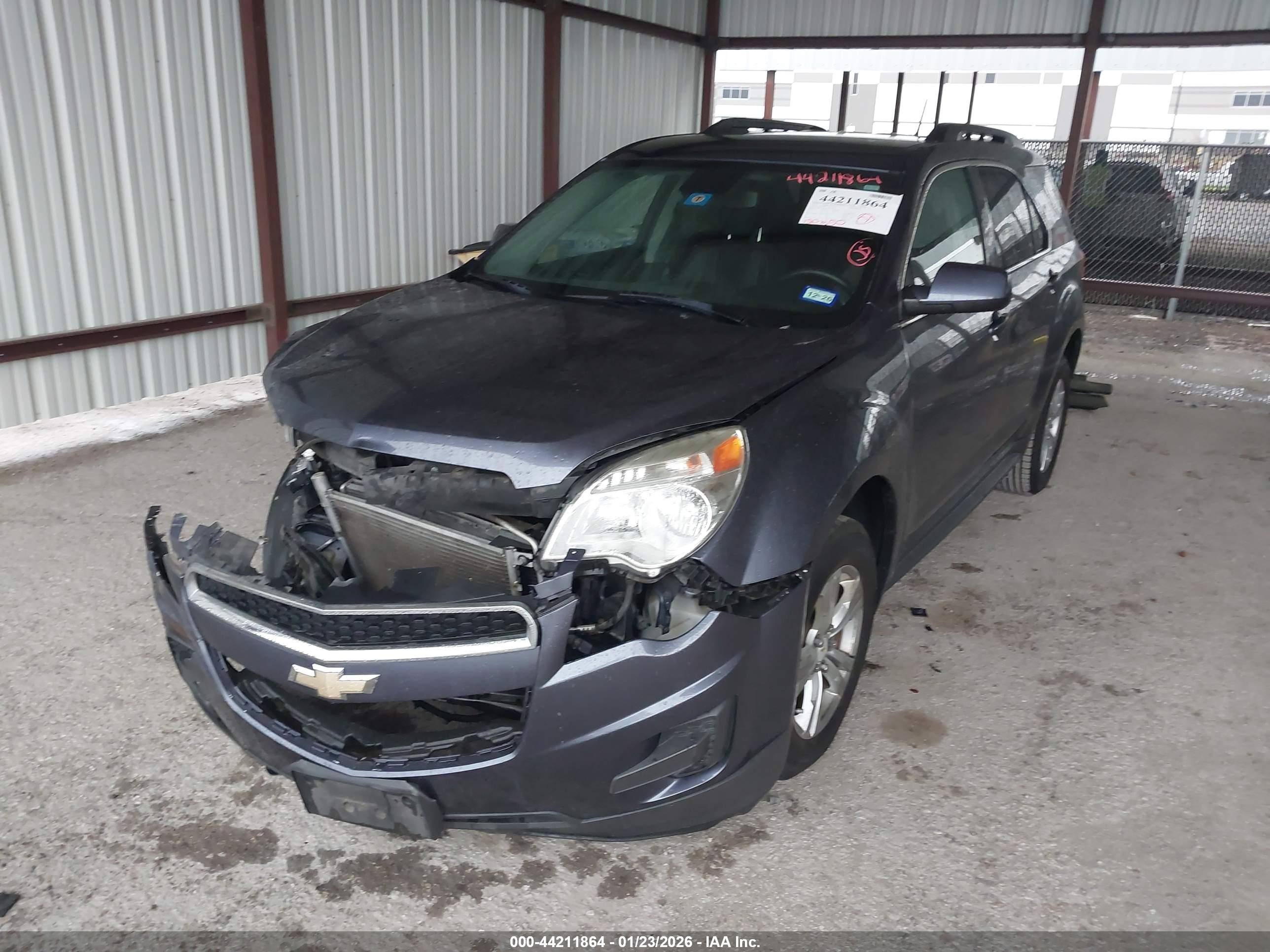 CHEVROLET EQUINOX image 2