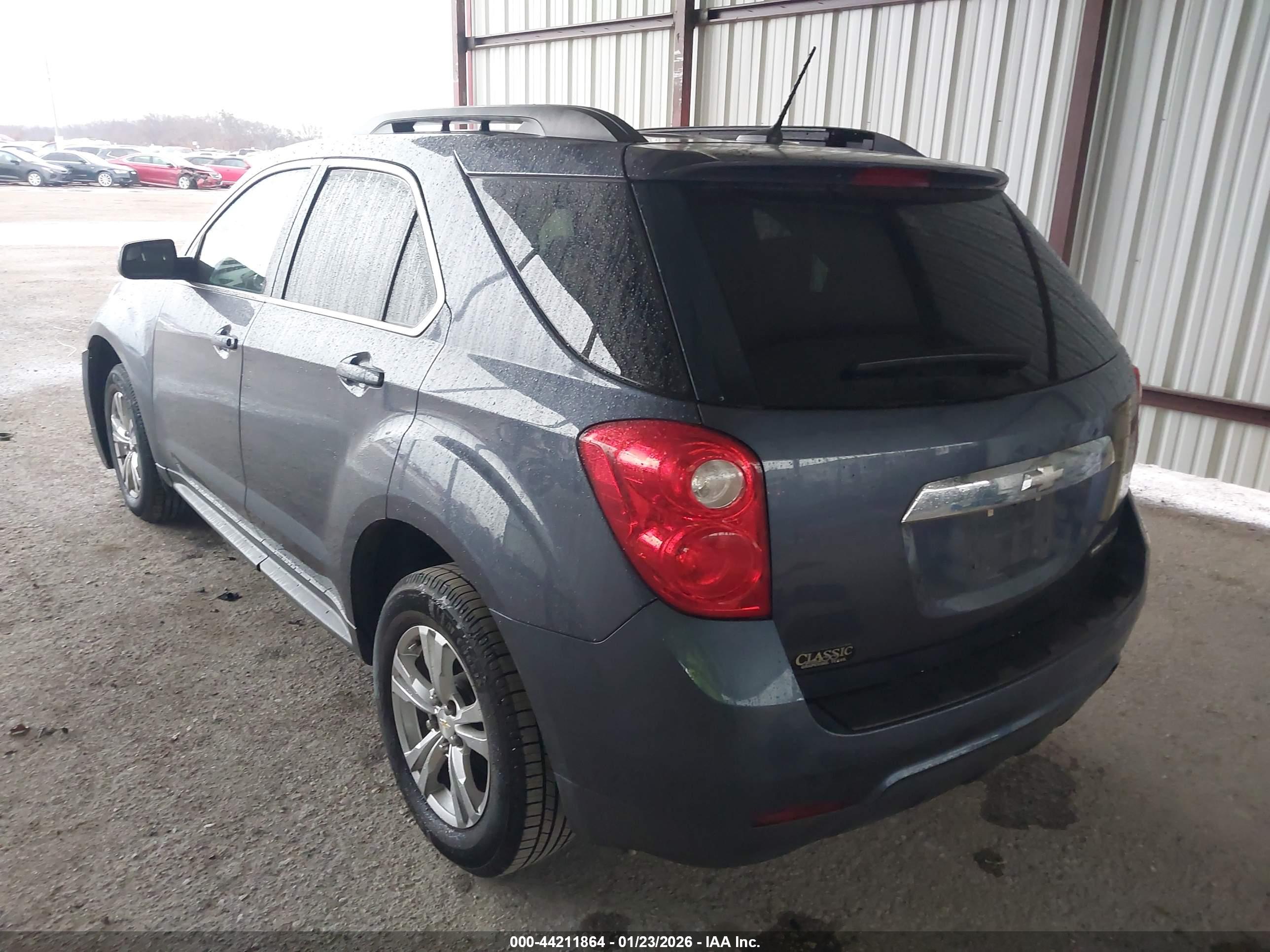 CHEVROLET EQUINOX image 3