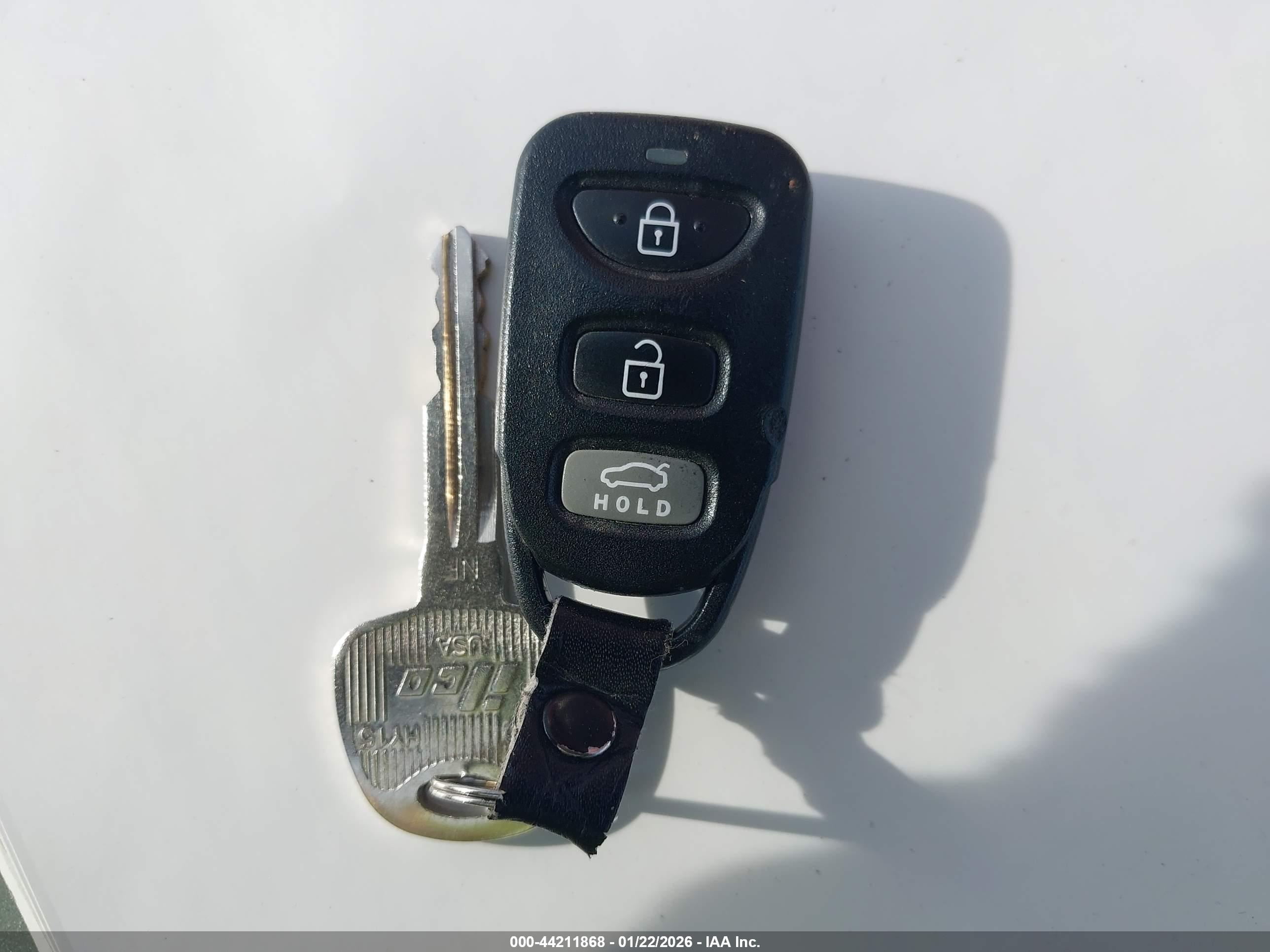 HYUNDAI ELANTRA image 11