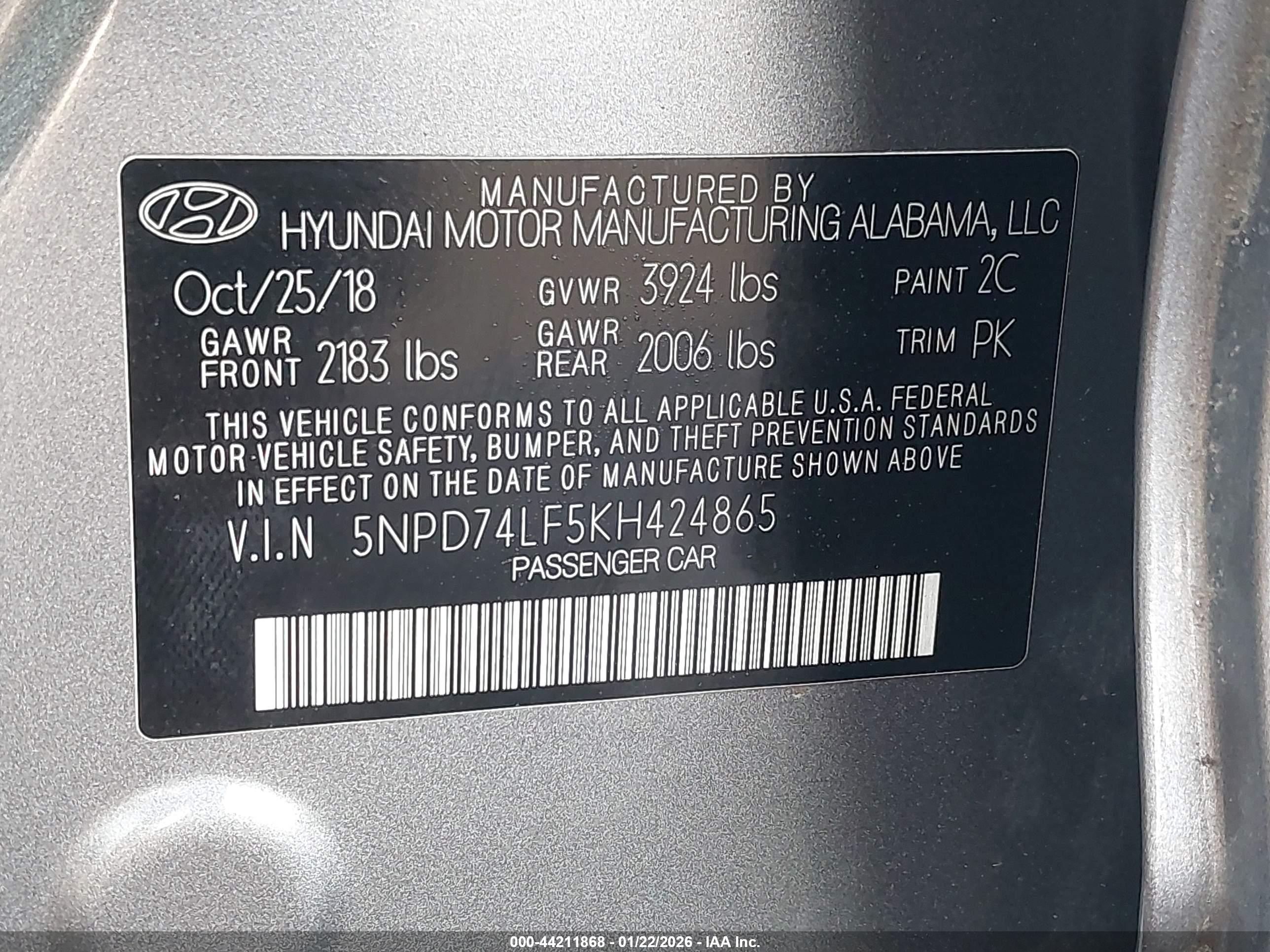 HYUNDAI ELANTRA image 9