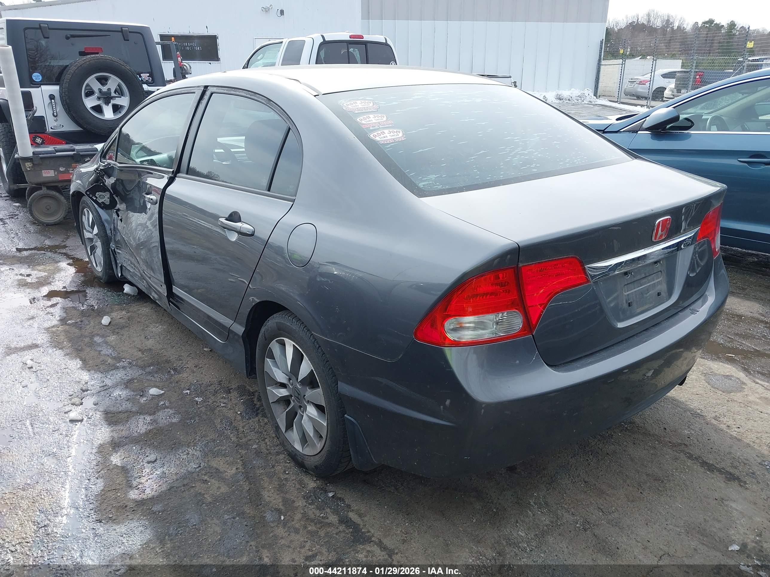 HONDA CIVIC image 3