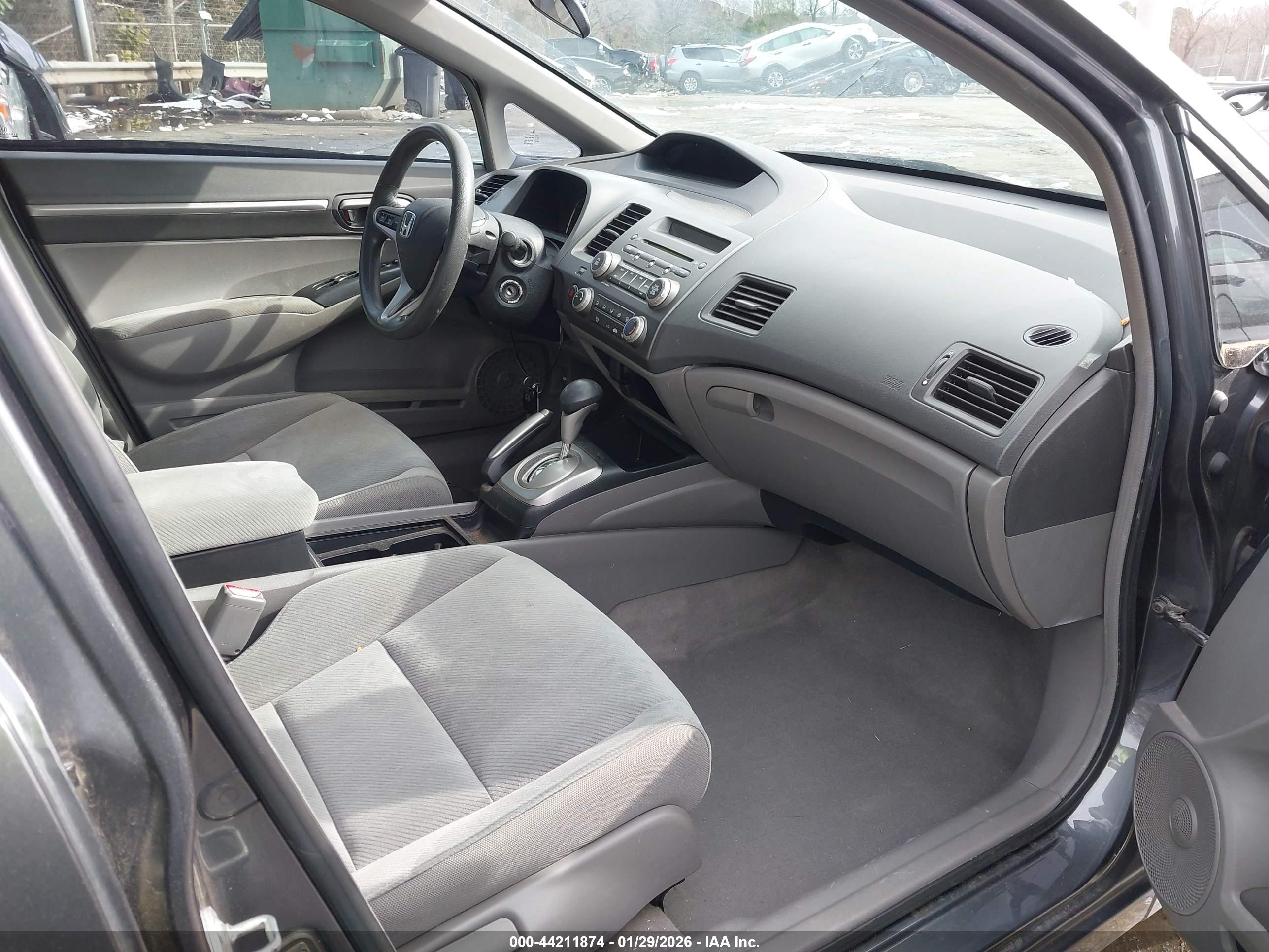 HONDA CIVIC image 5
