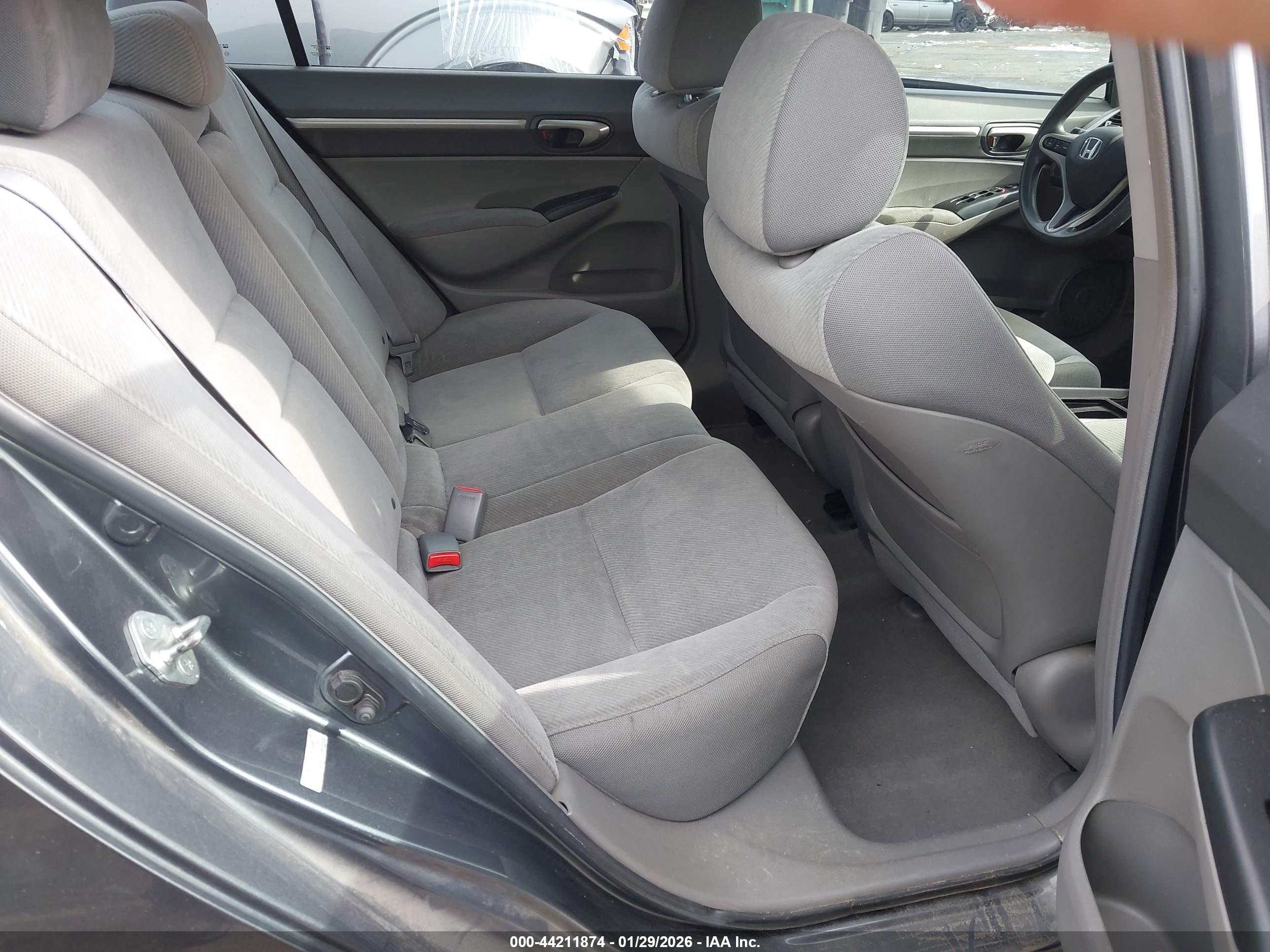 HONDA CIVIC image 8