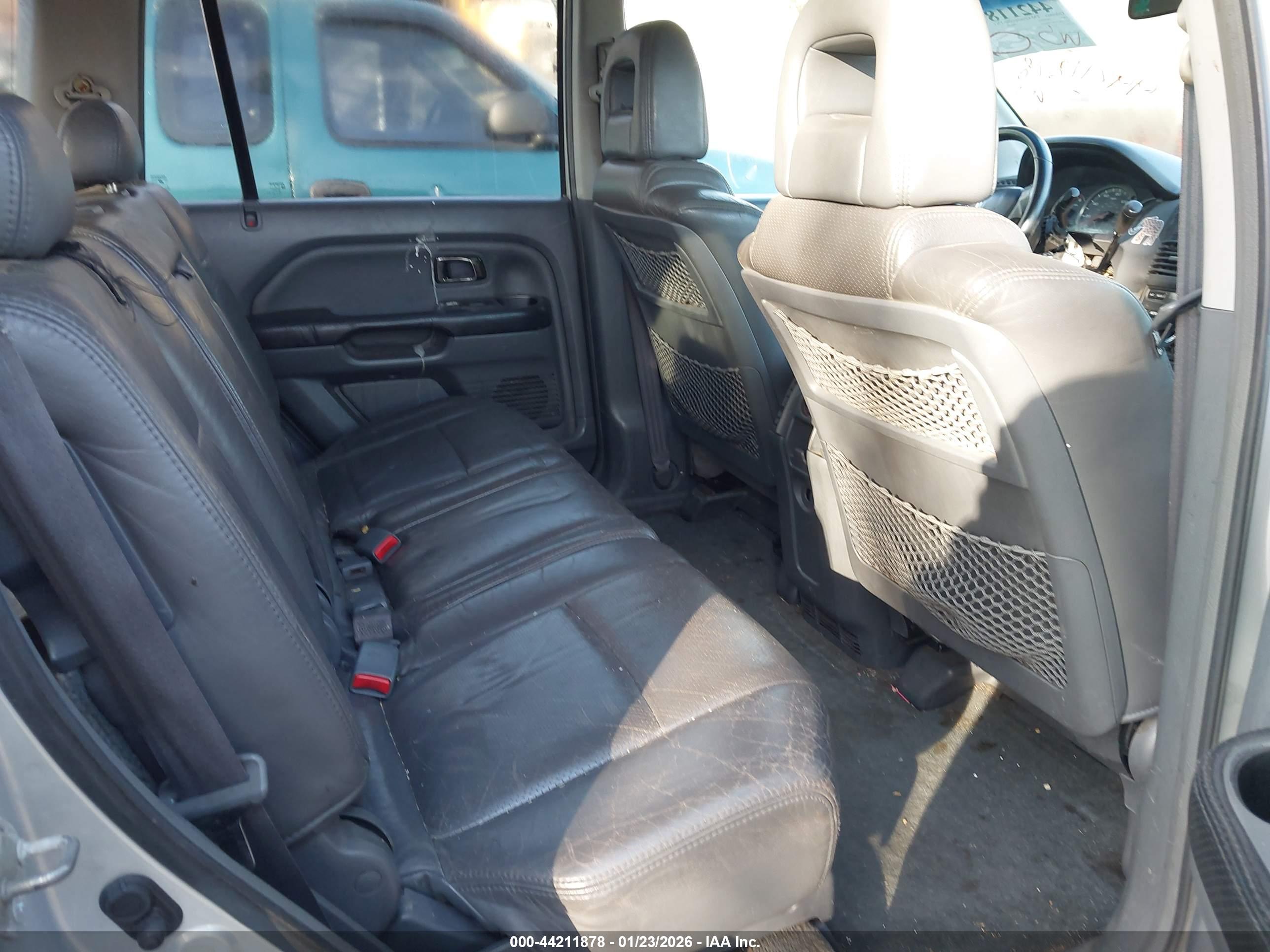 HONDA PILOT image 8