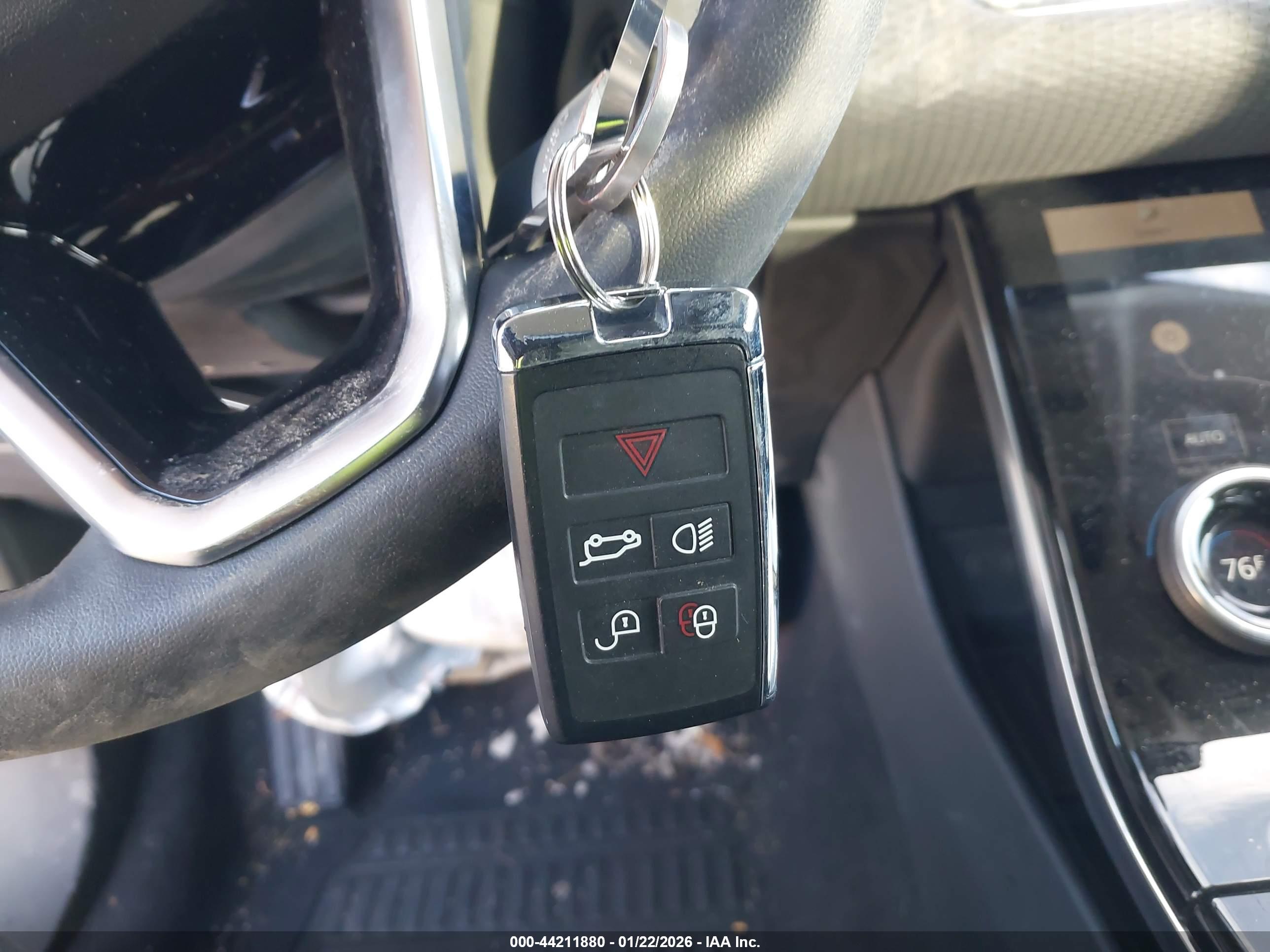 LAND ROVER image 11