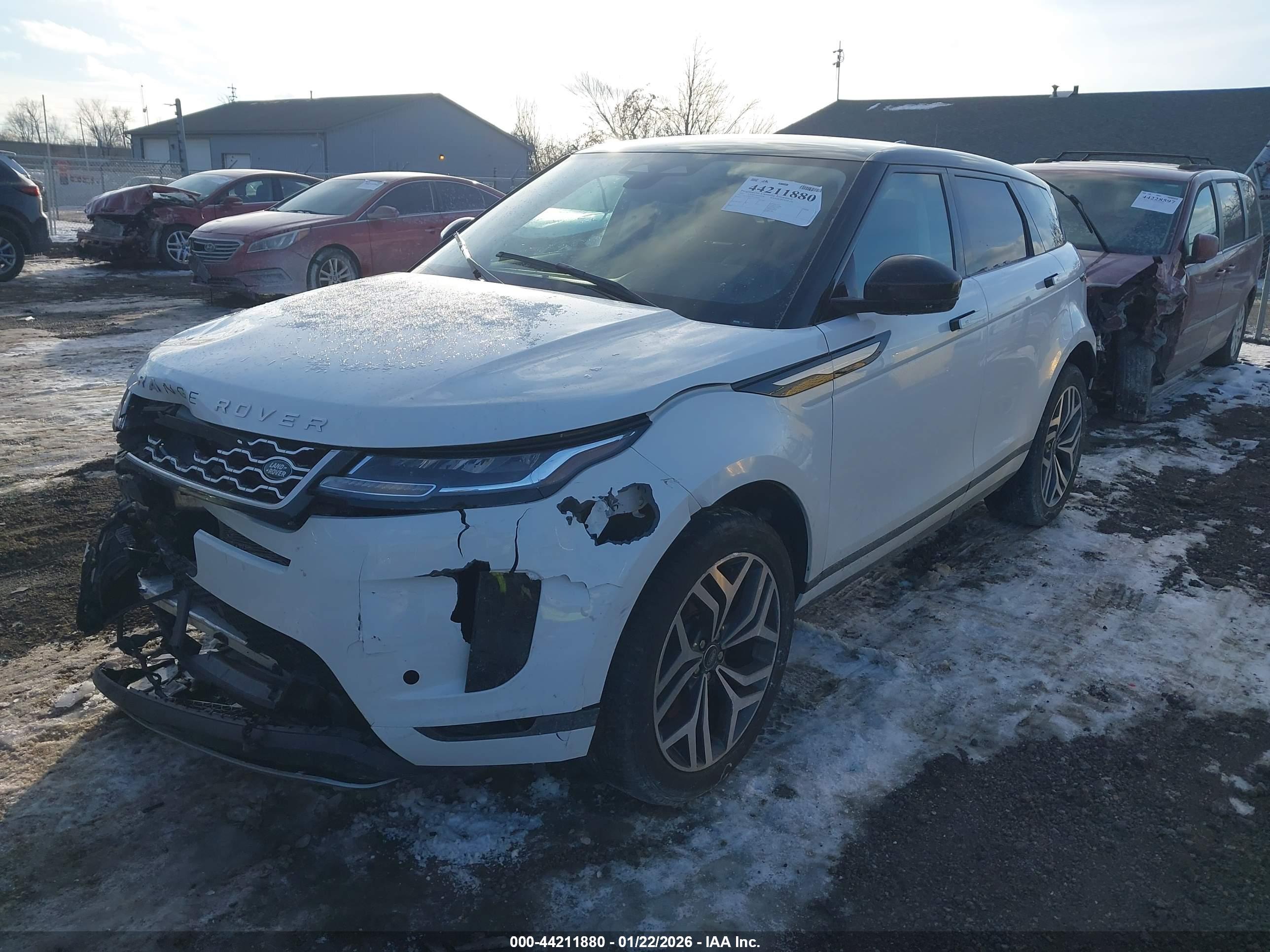 LAND ROVER image 2