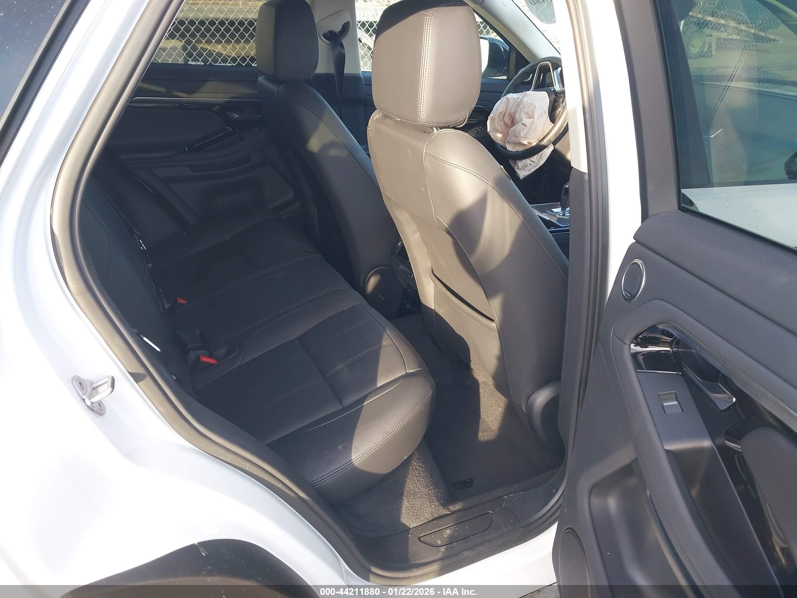 LAND ROVER image 8