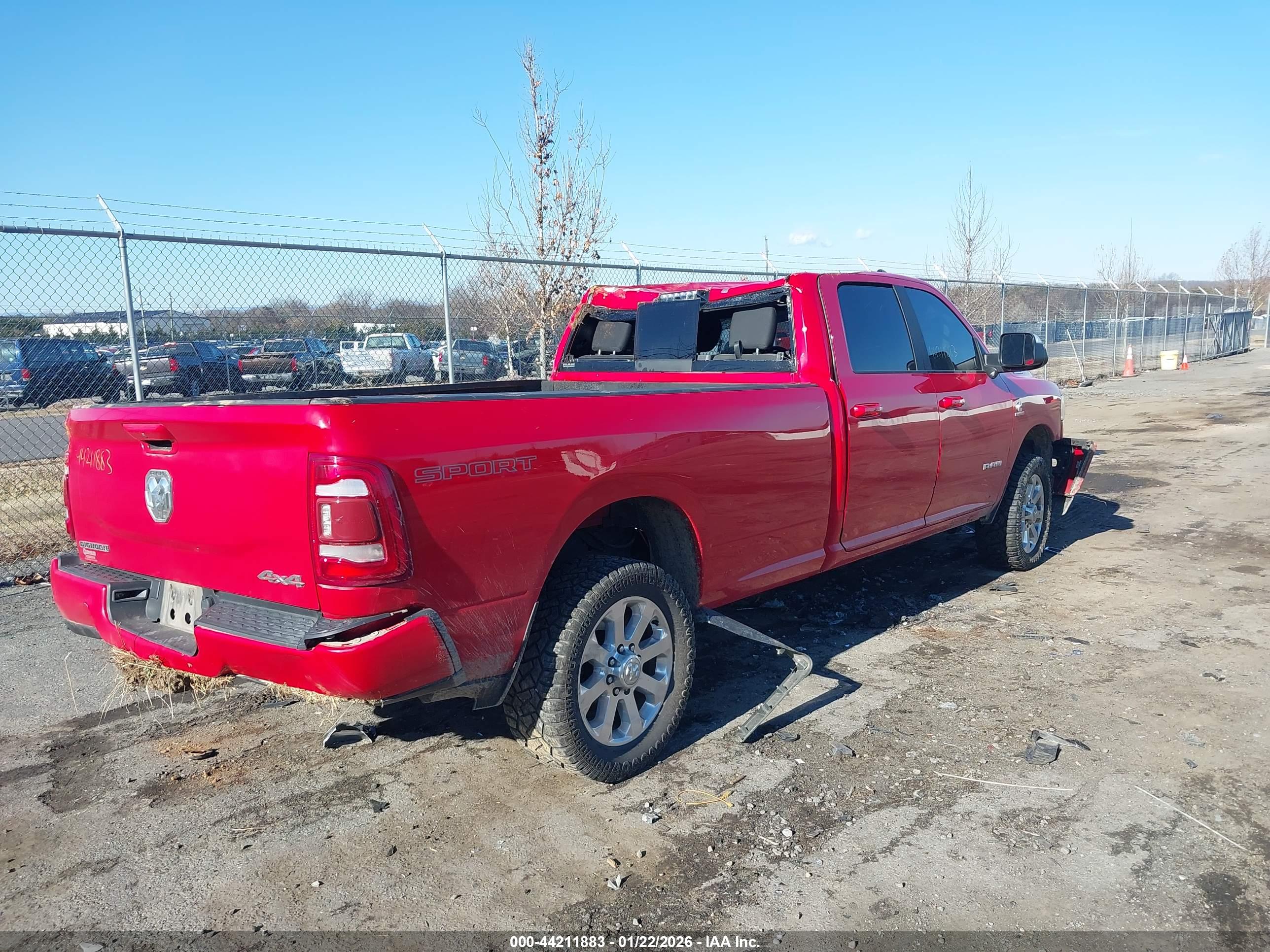 RAM 3500 image 4