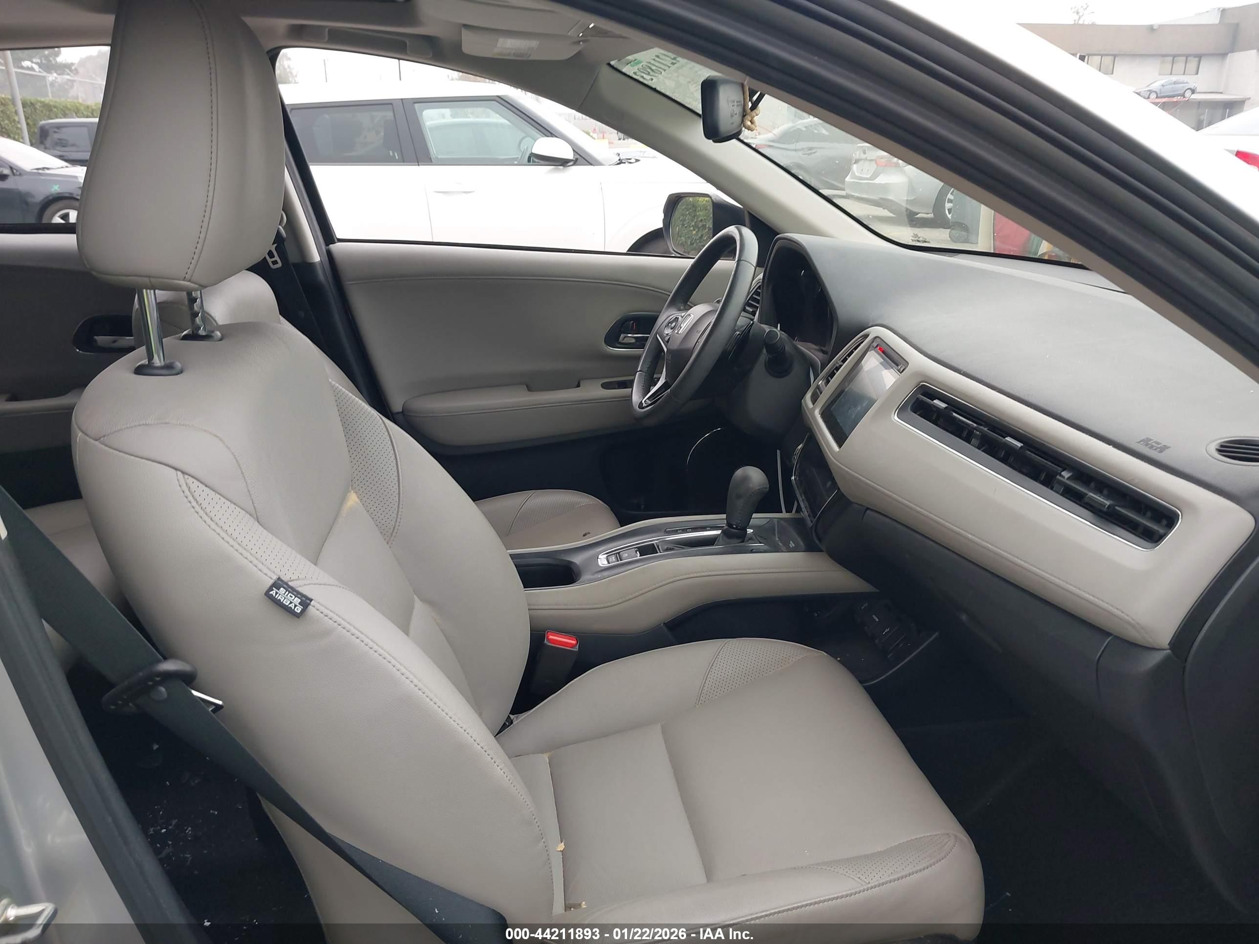 HONDA HR-V image 5