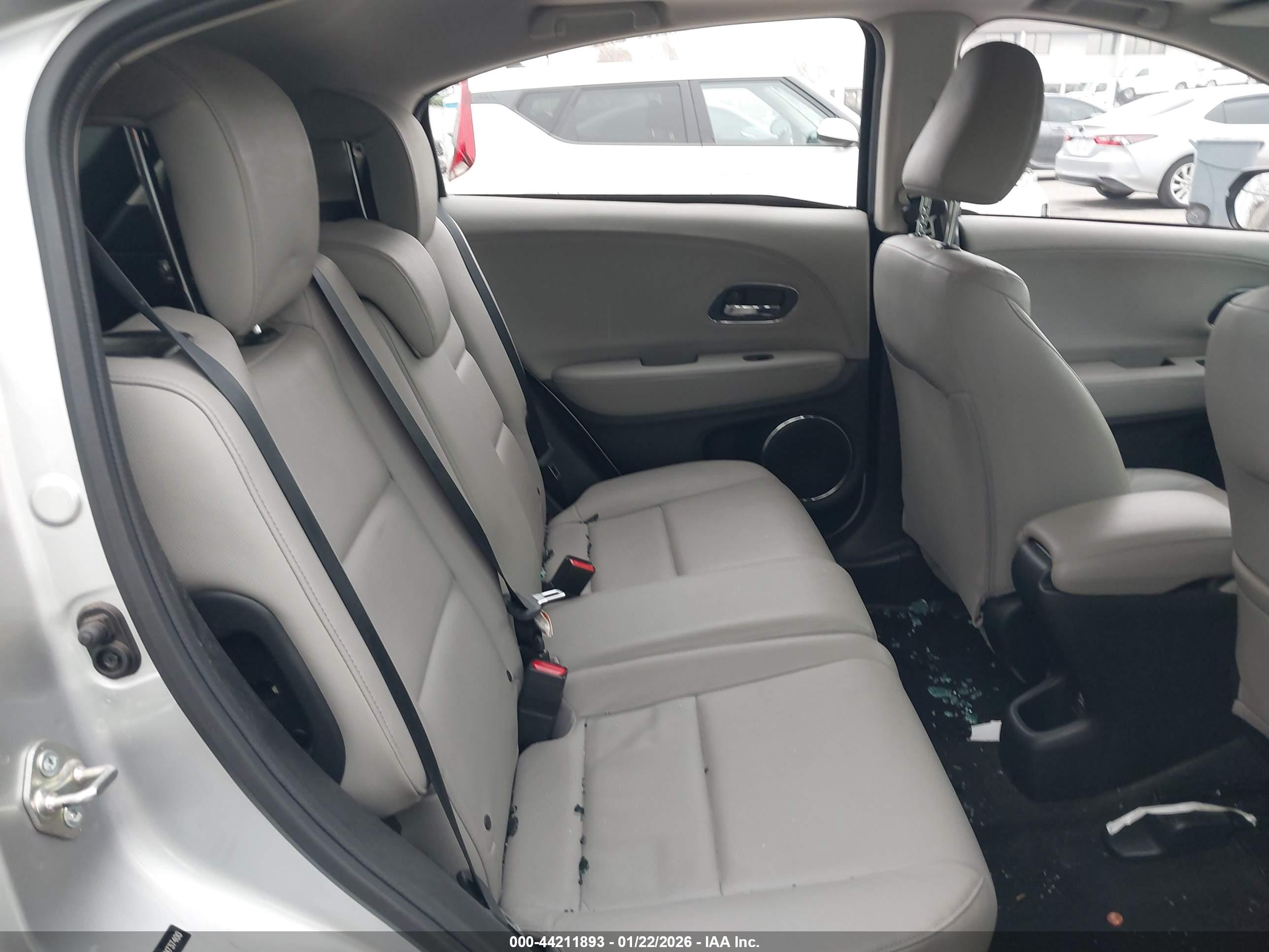 HONDA HR-V image 8