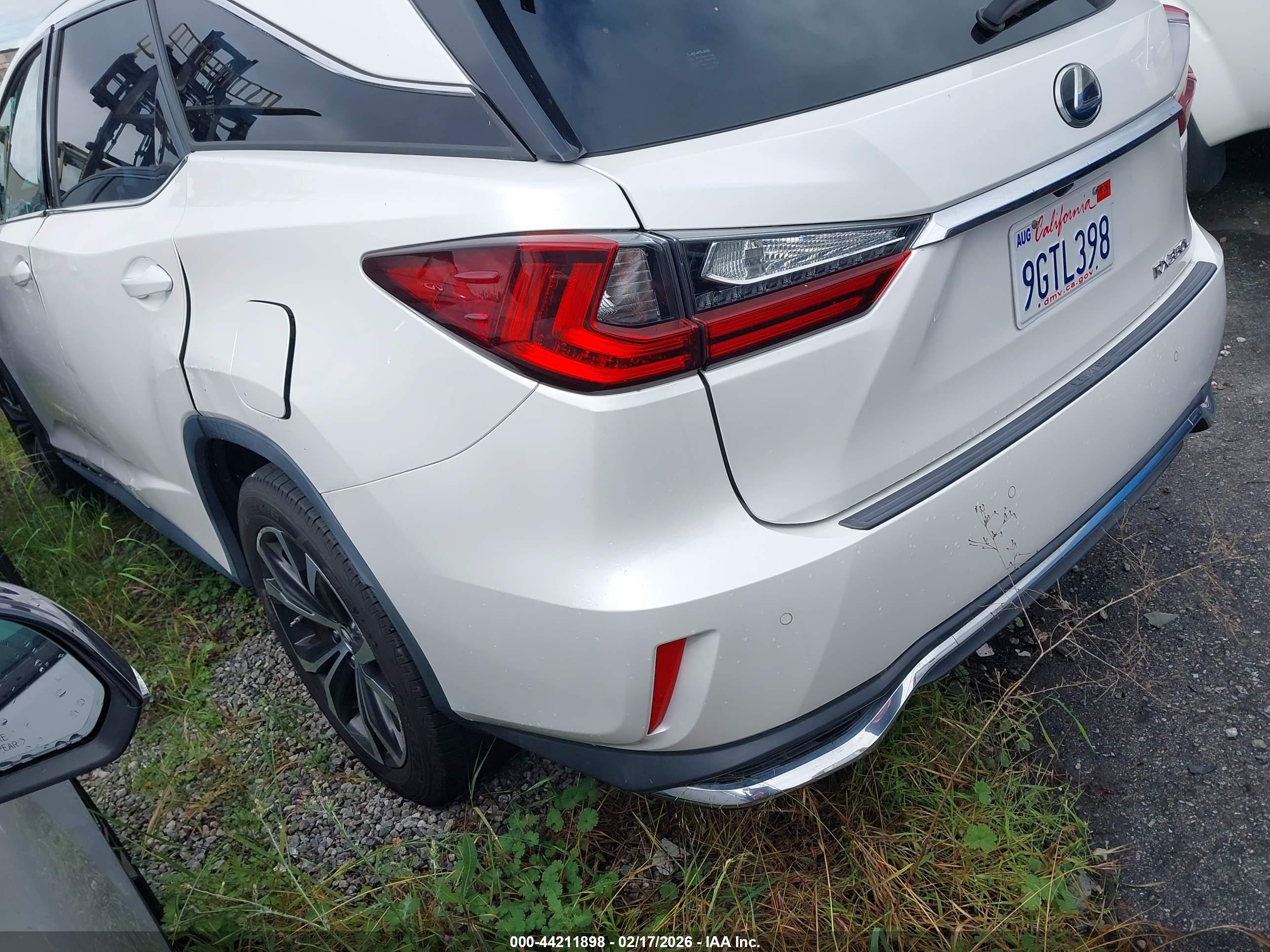 LEXUS RX image 3