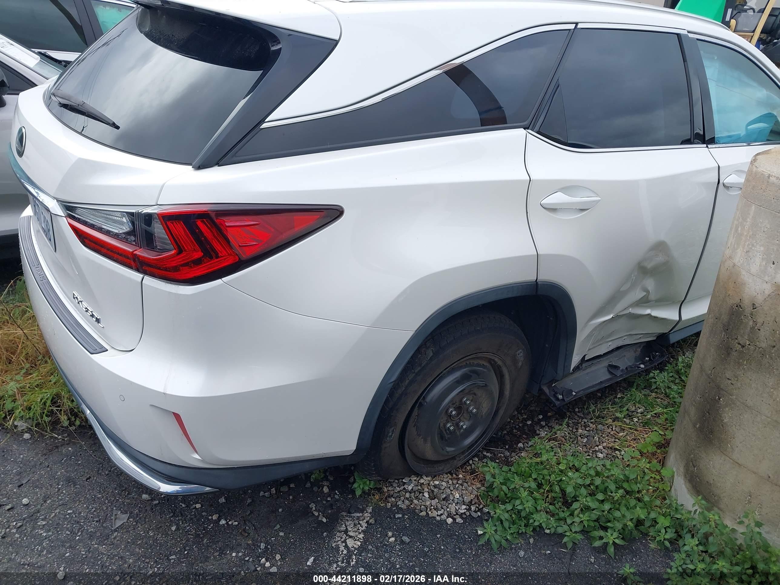 LEXUS RX image 4