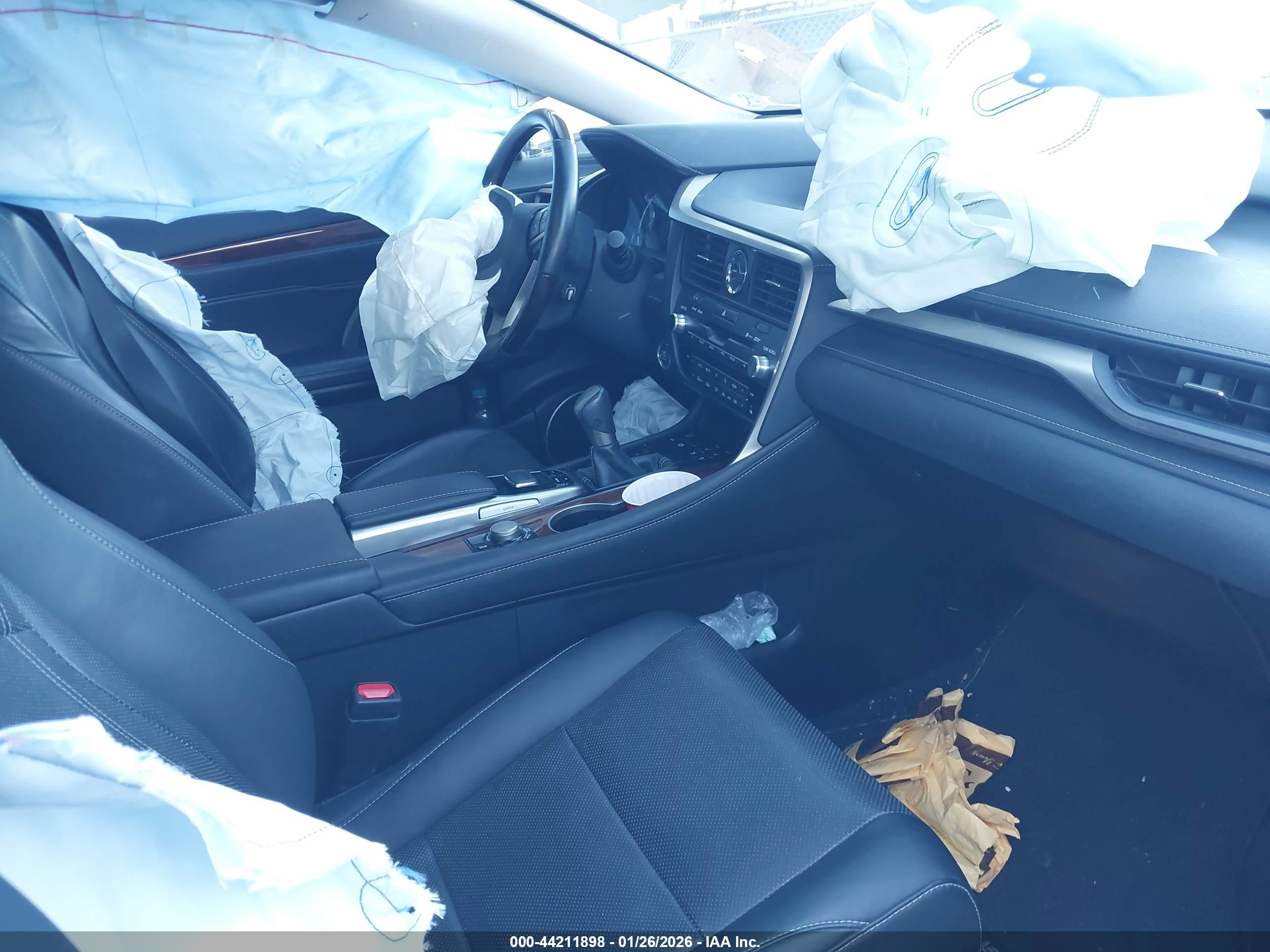 LEXUS RX image 5