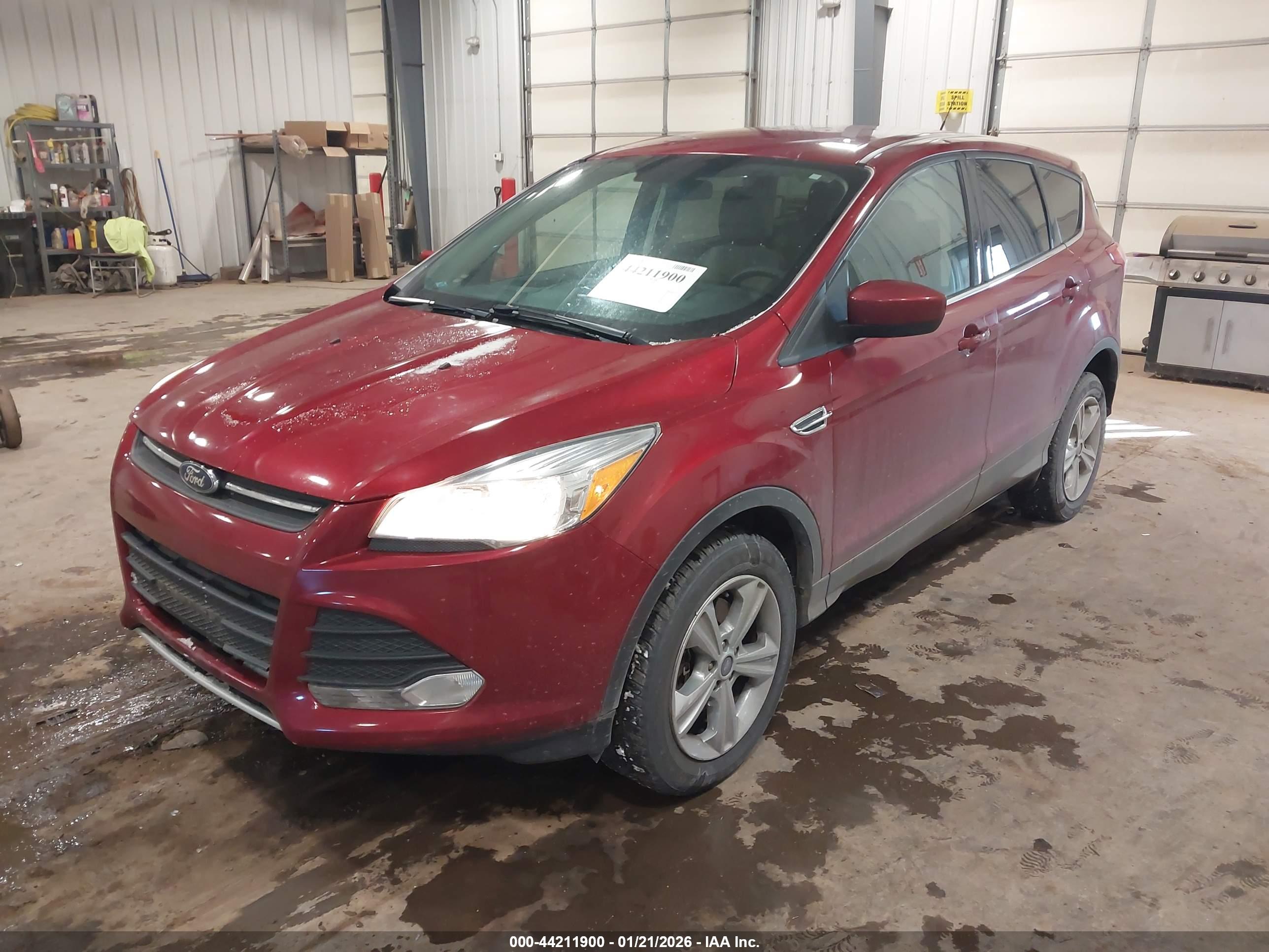 FORD ESCAPE image 2