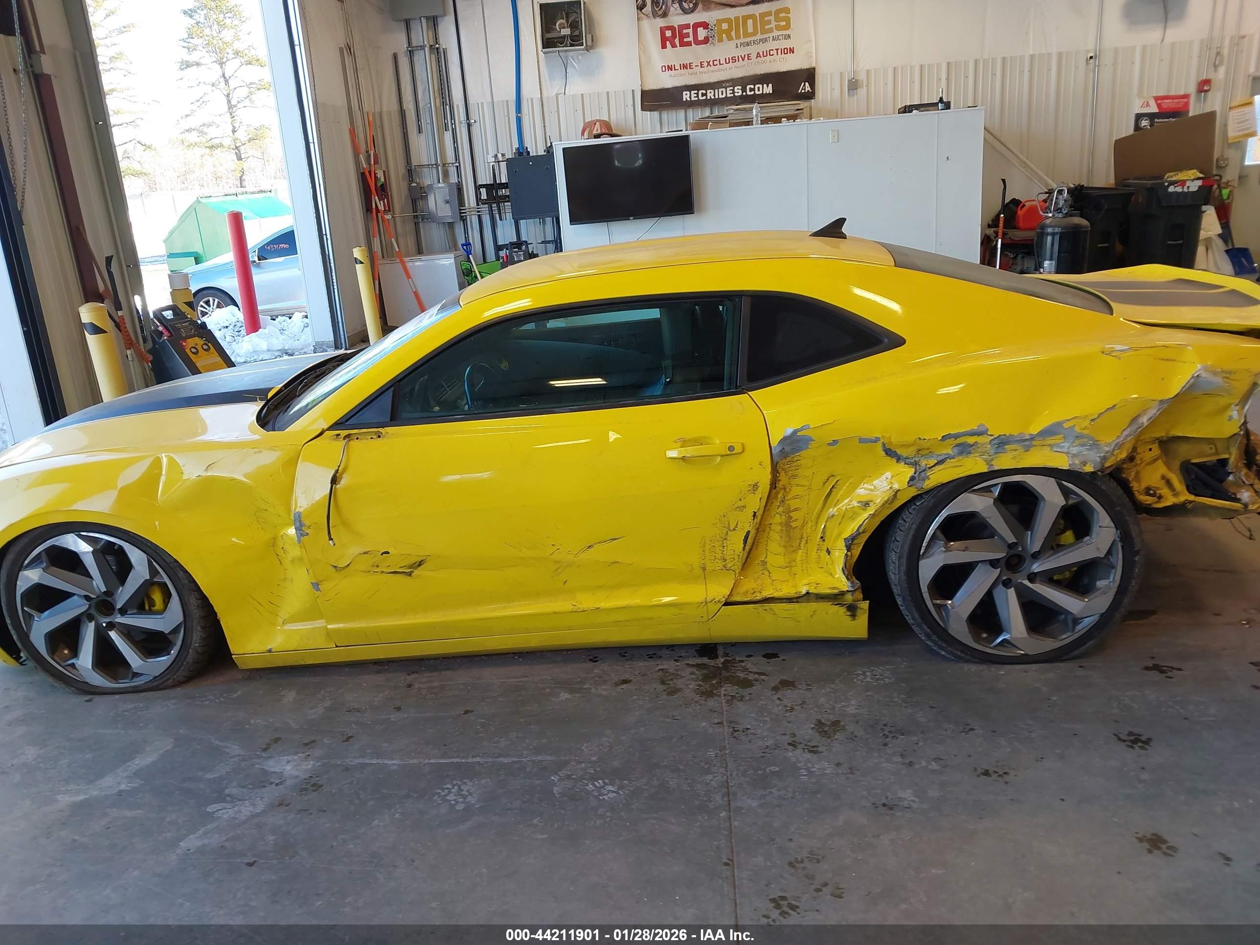 CHEVROLET CAMARO image 6