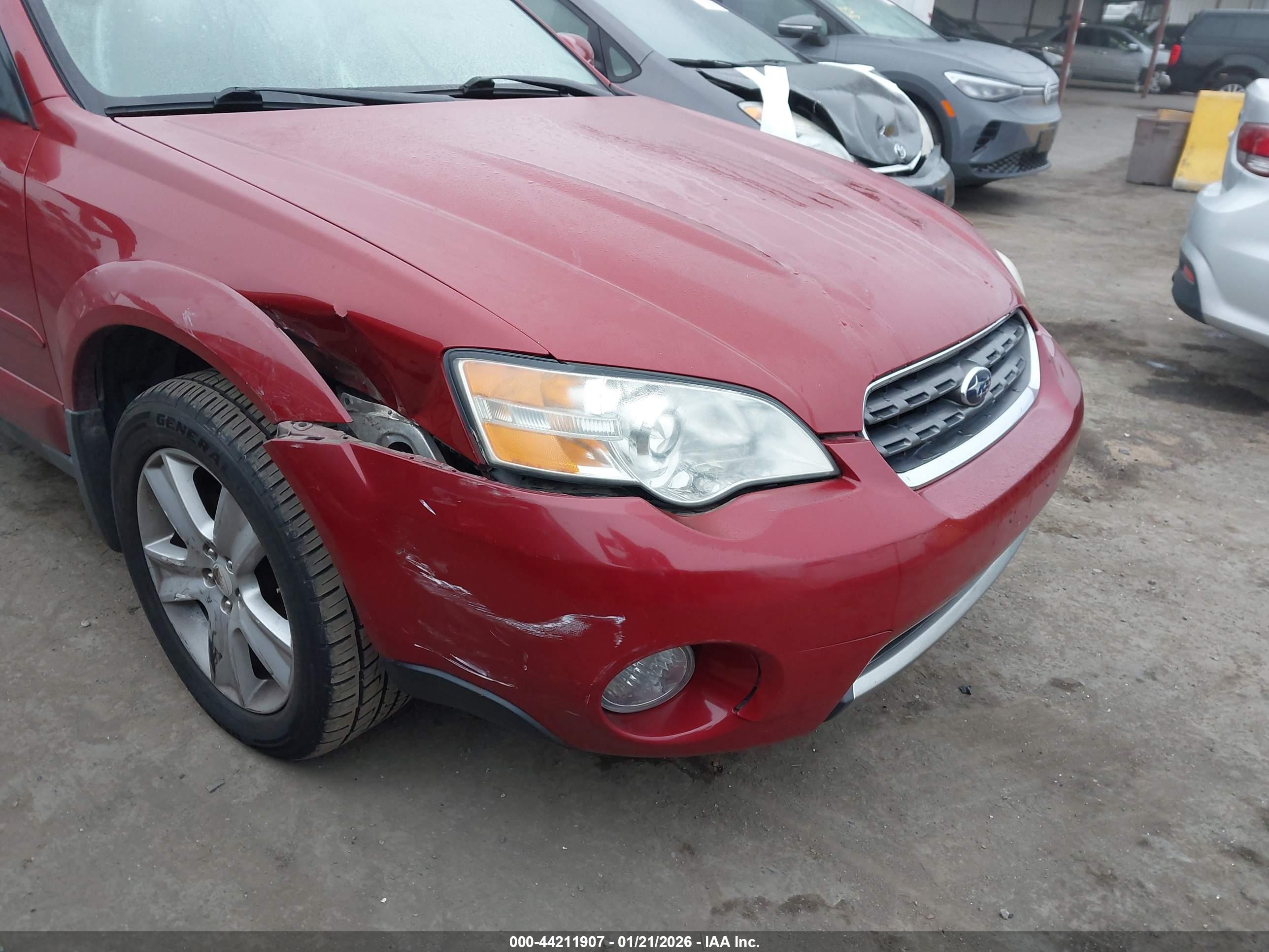SUBARU OUTBACK image 6