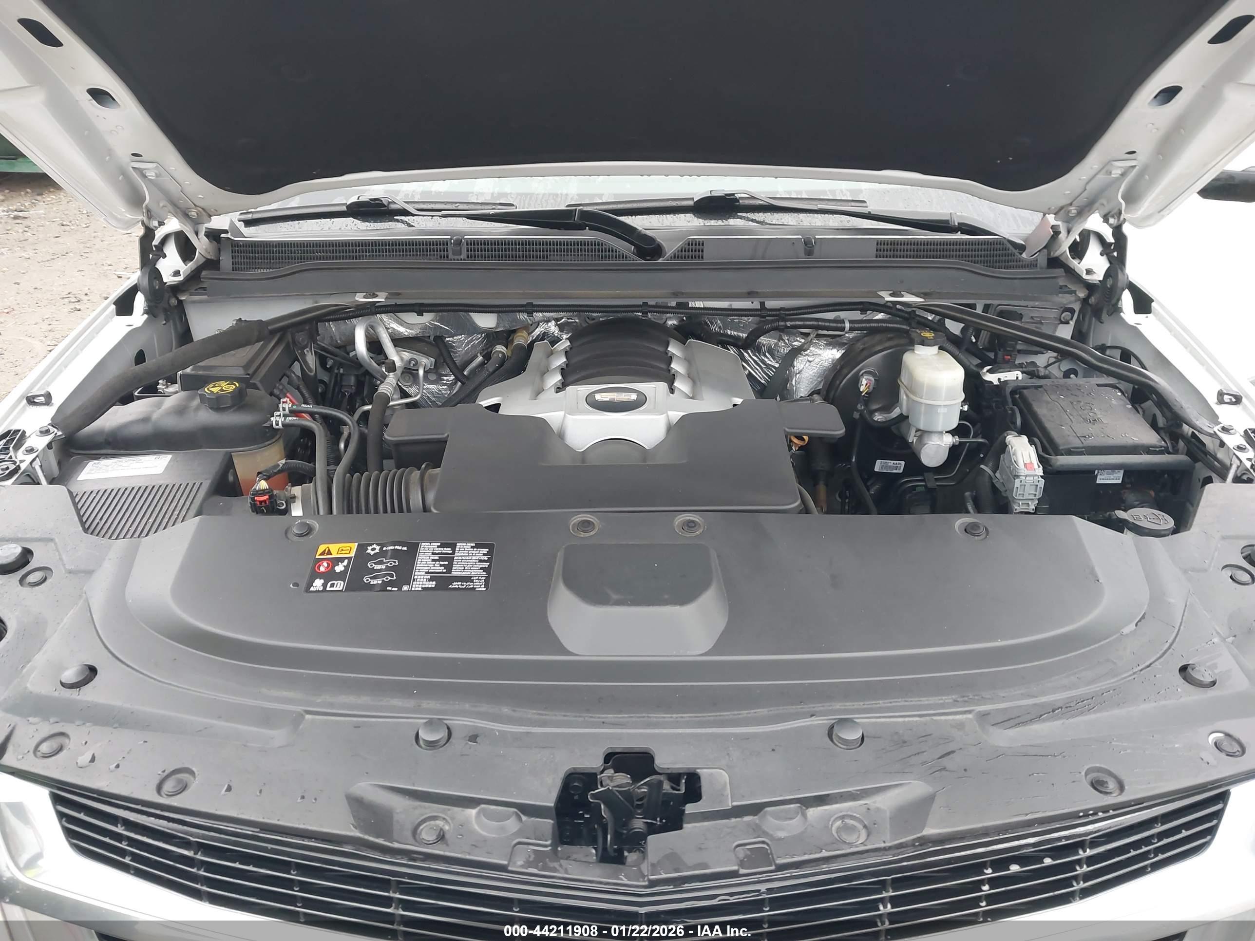 CADILLAC ESCALADE image 10