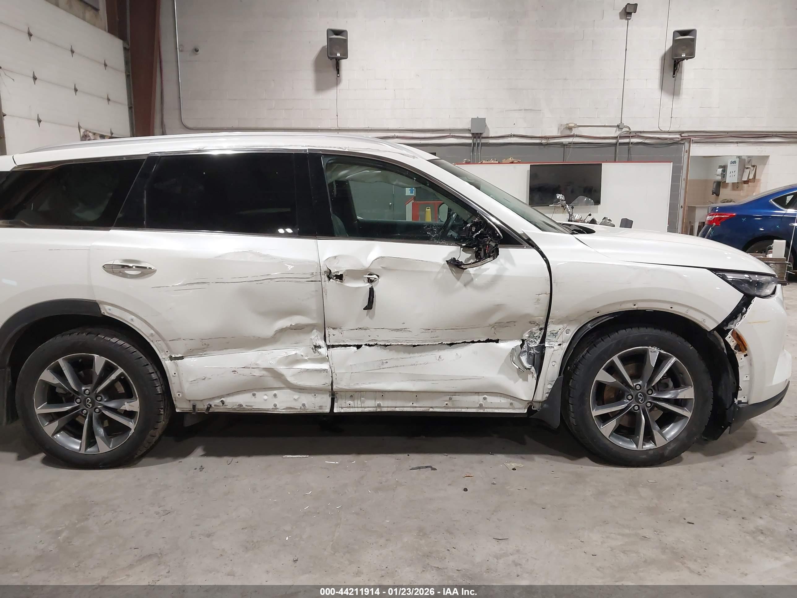 INFINITI QX60 image 6