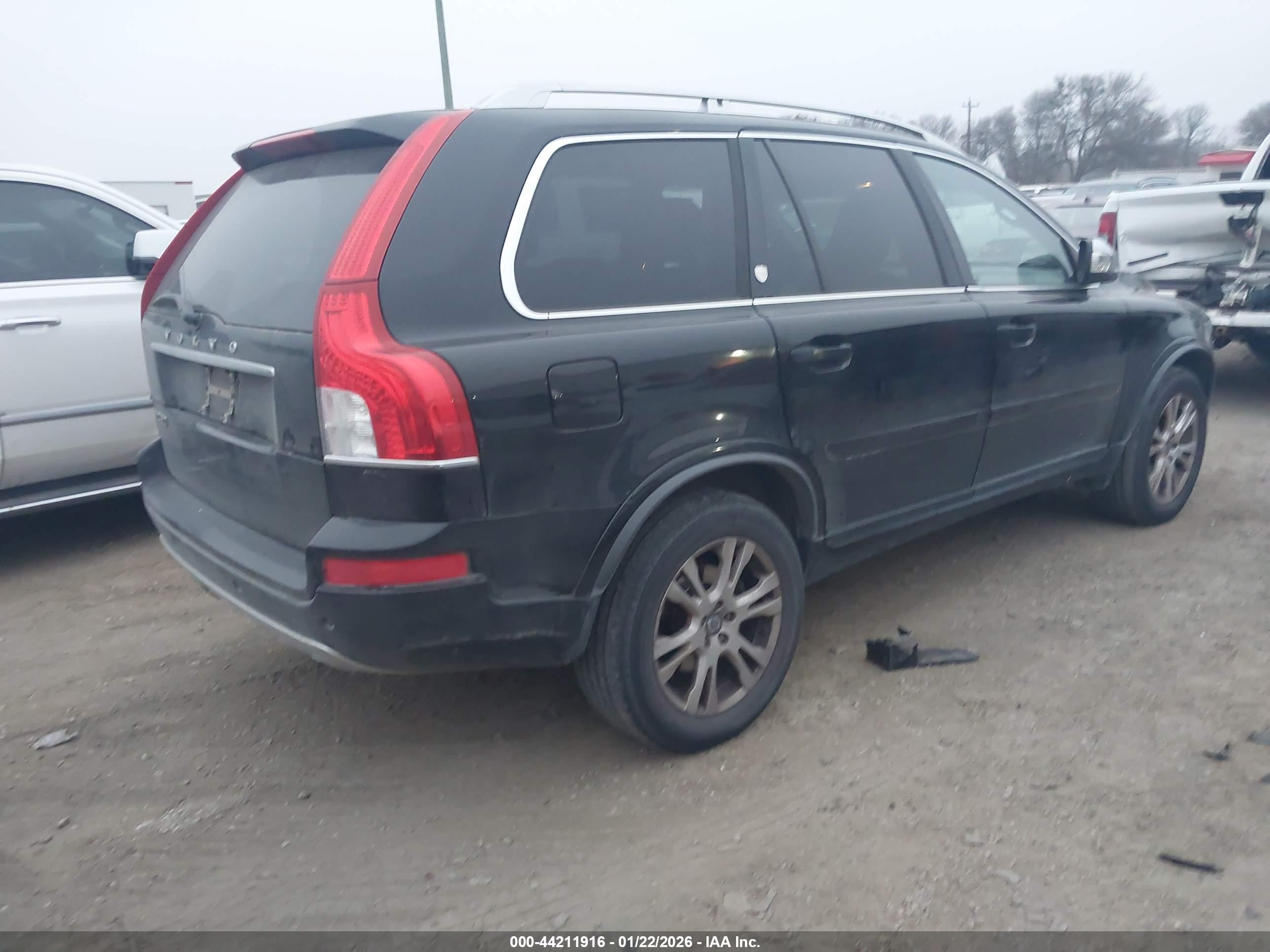 VOLVO XC90 image 4