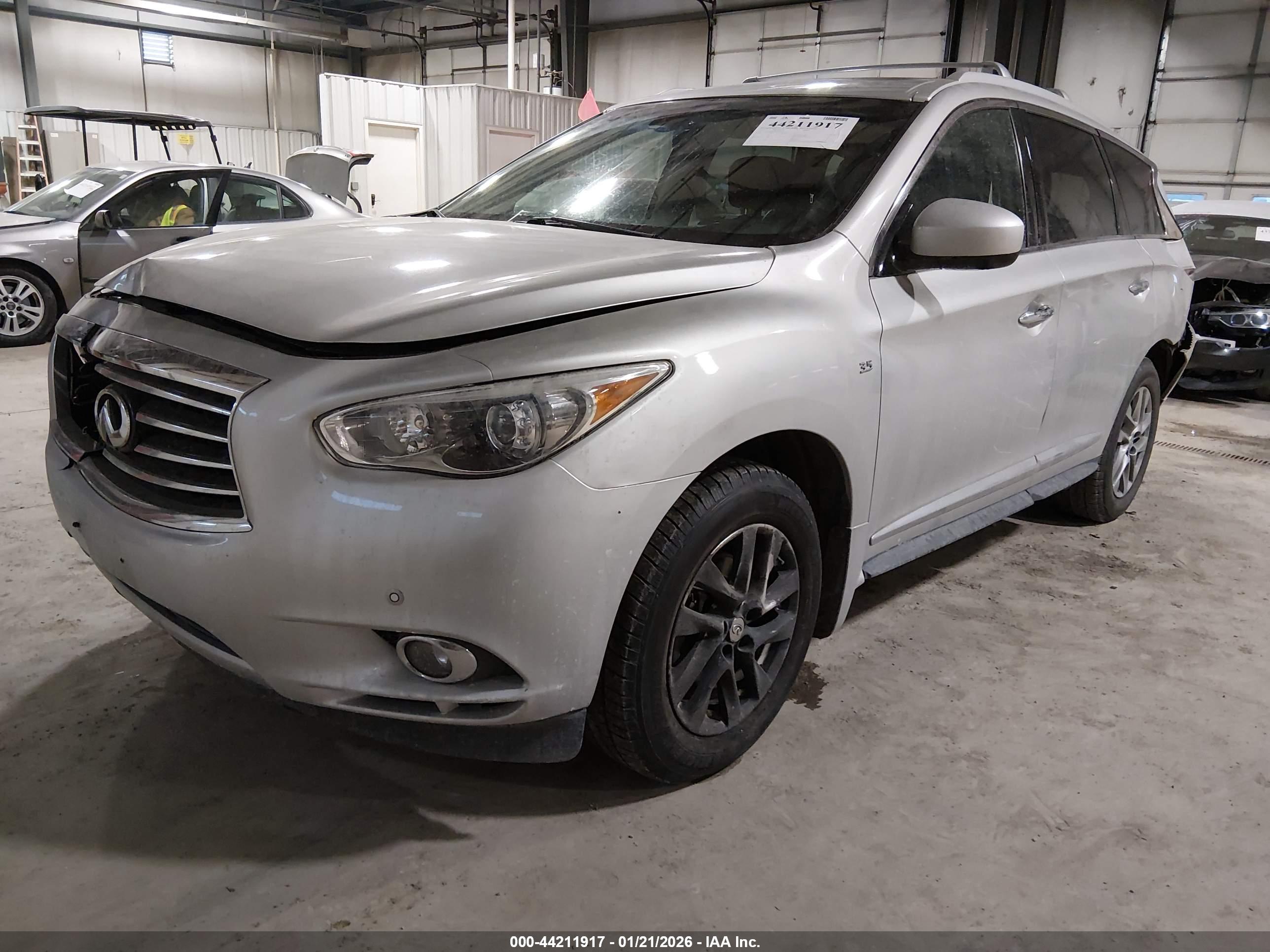 INFINITI QX60 image 2