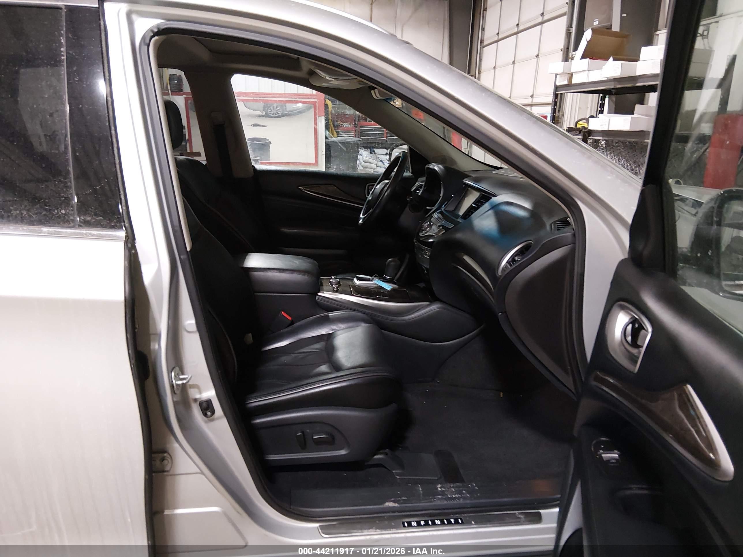 INFINITI QX60 image 5