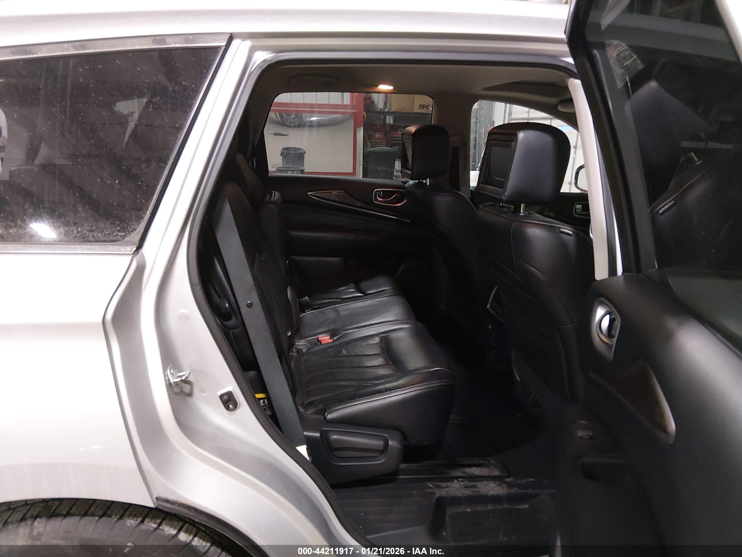 INFINITI QX60 image 8