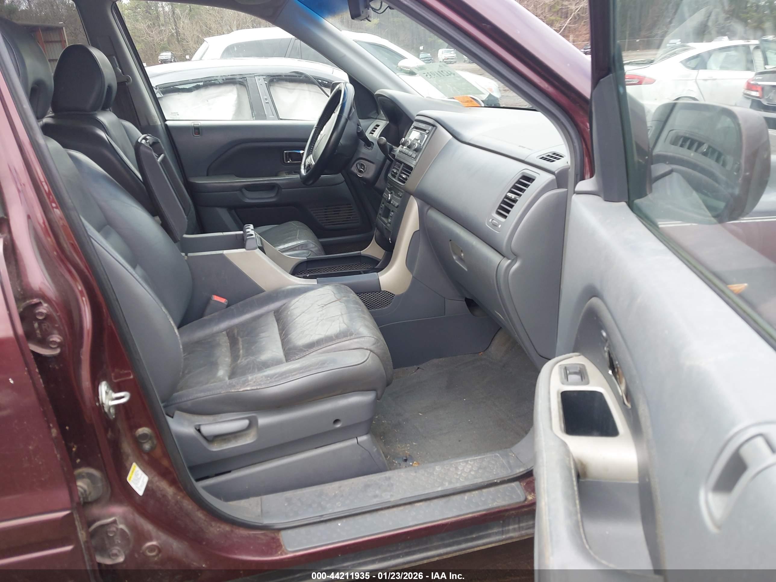 HONDA PILOT image 5
