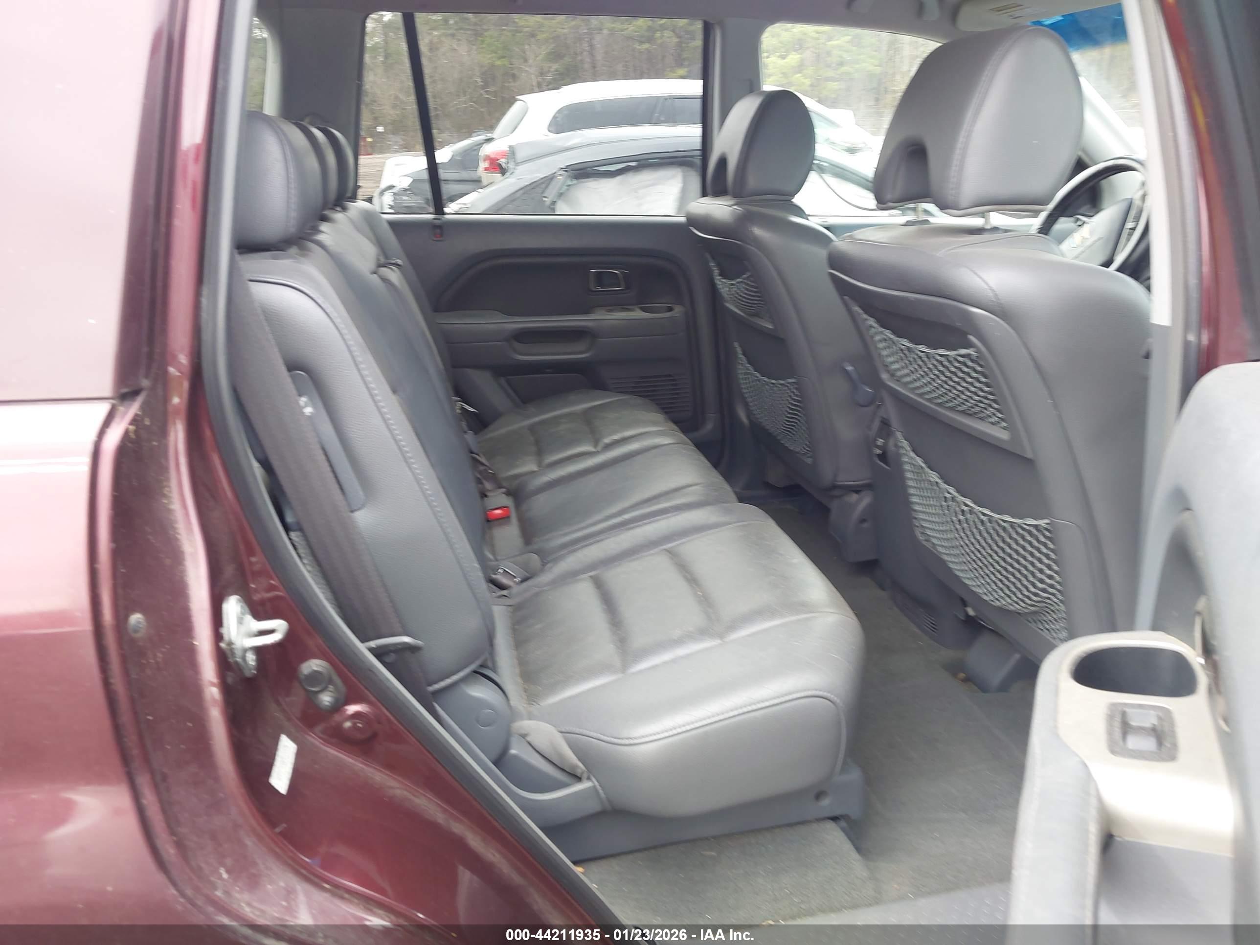HONDA PILOT image 8