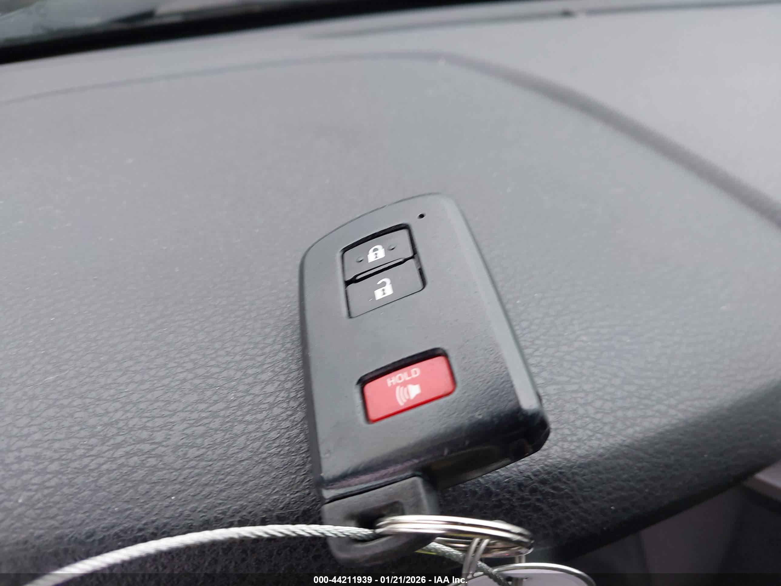 TOYOTA TACOMA image 11