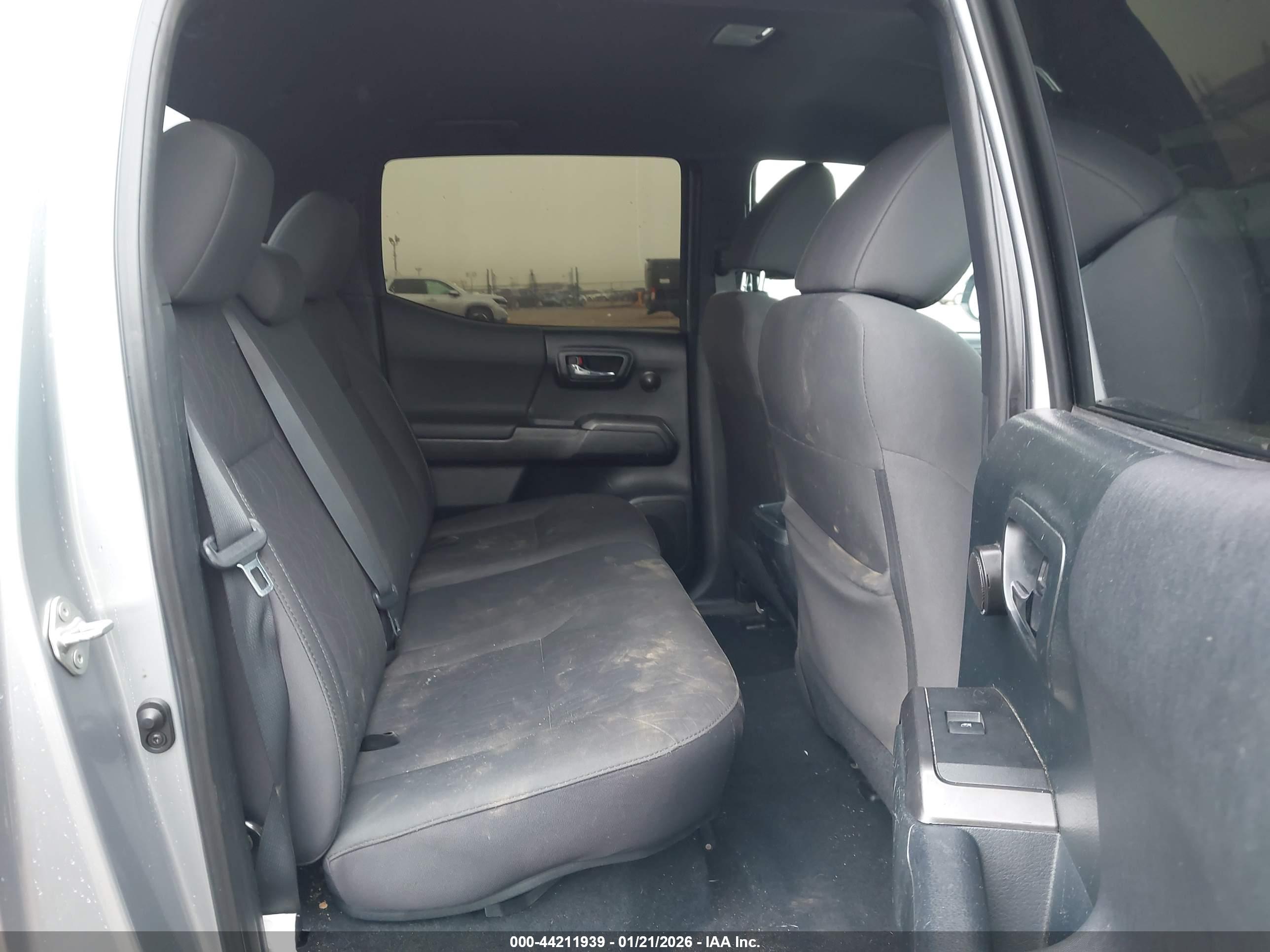 TOYOTA TACOMA image 8