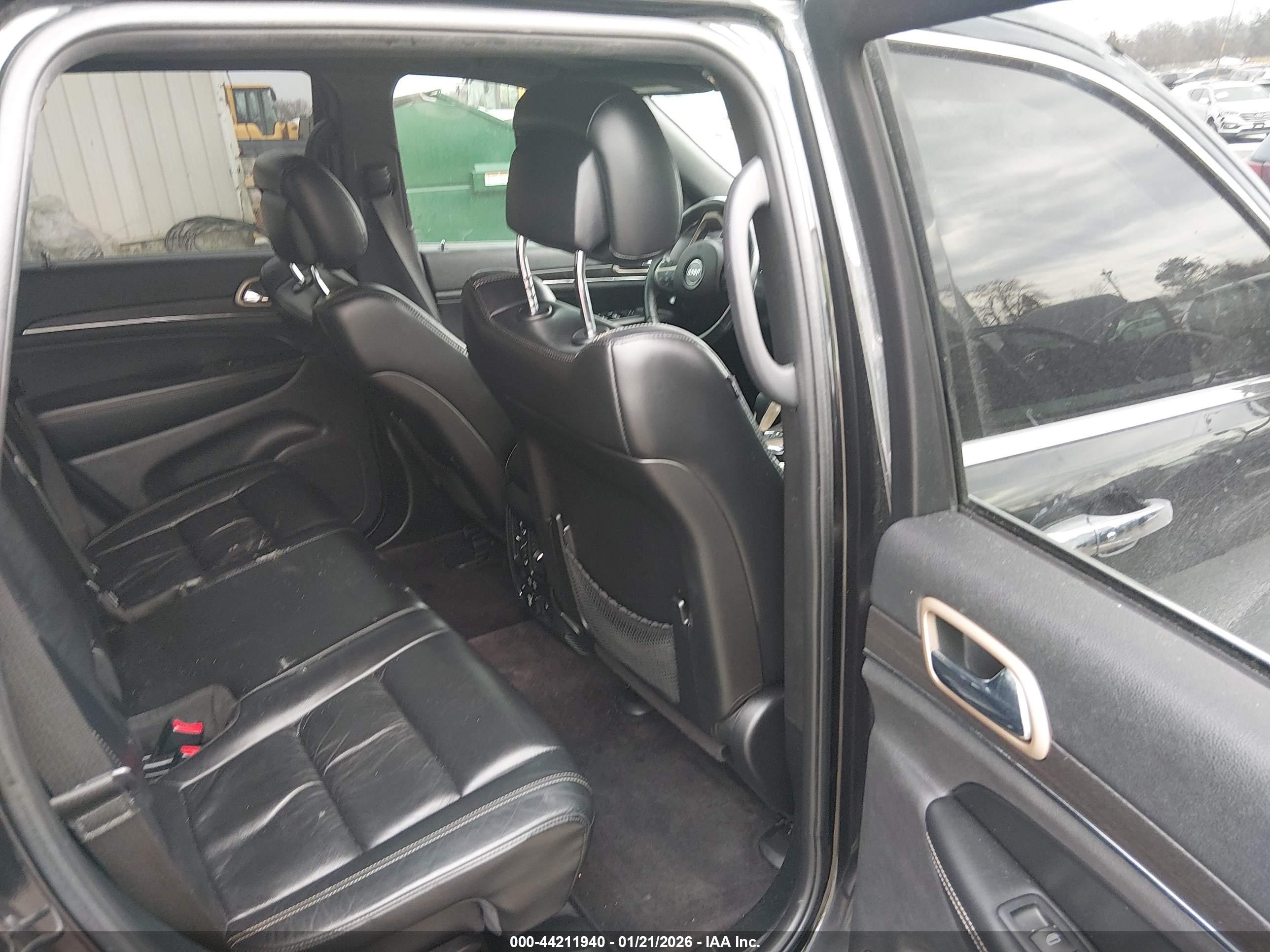 JEEP GRAND image 8
