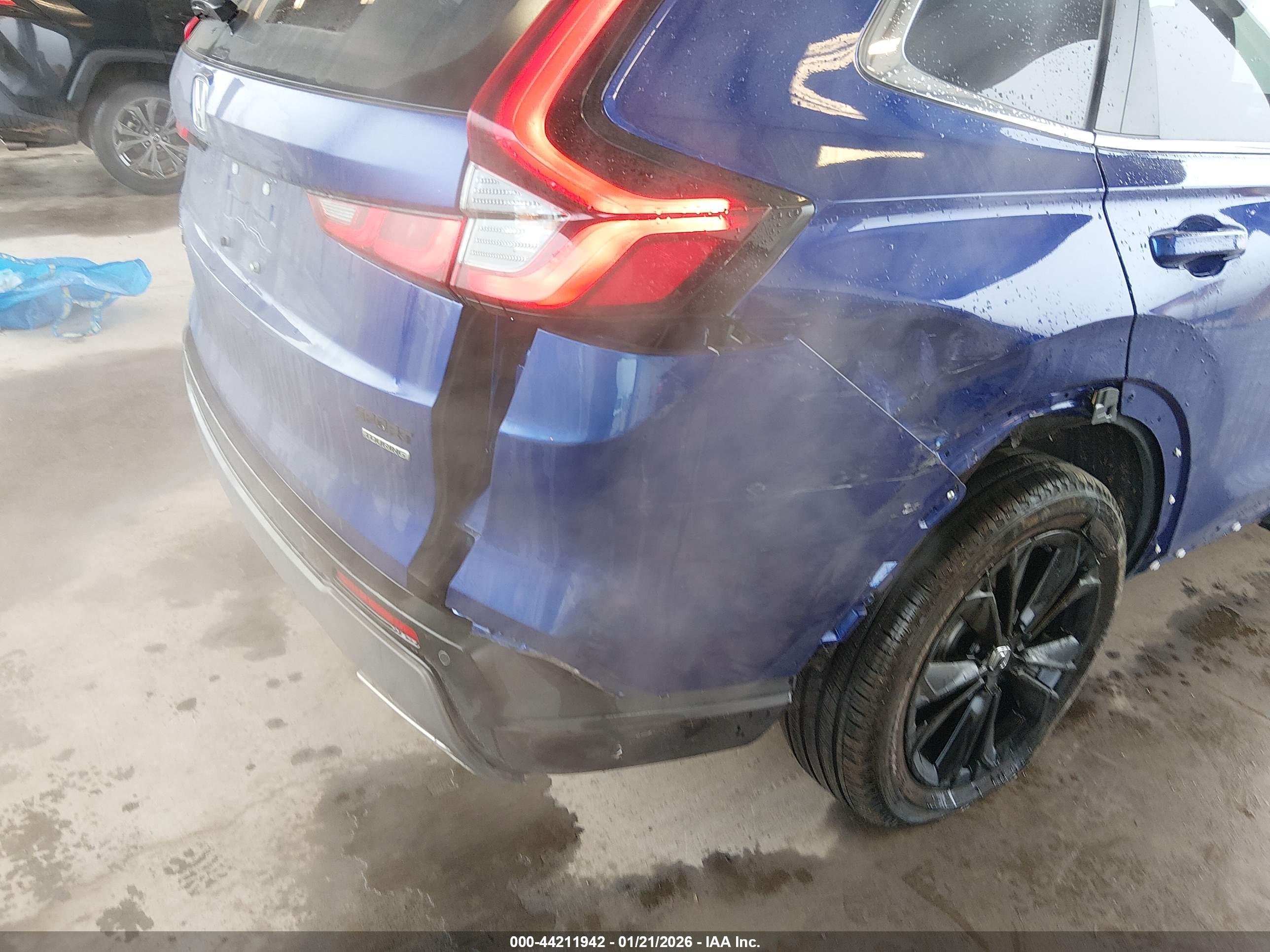 HONDA CR-V image 6