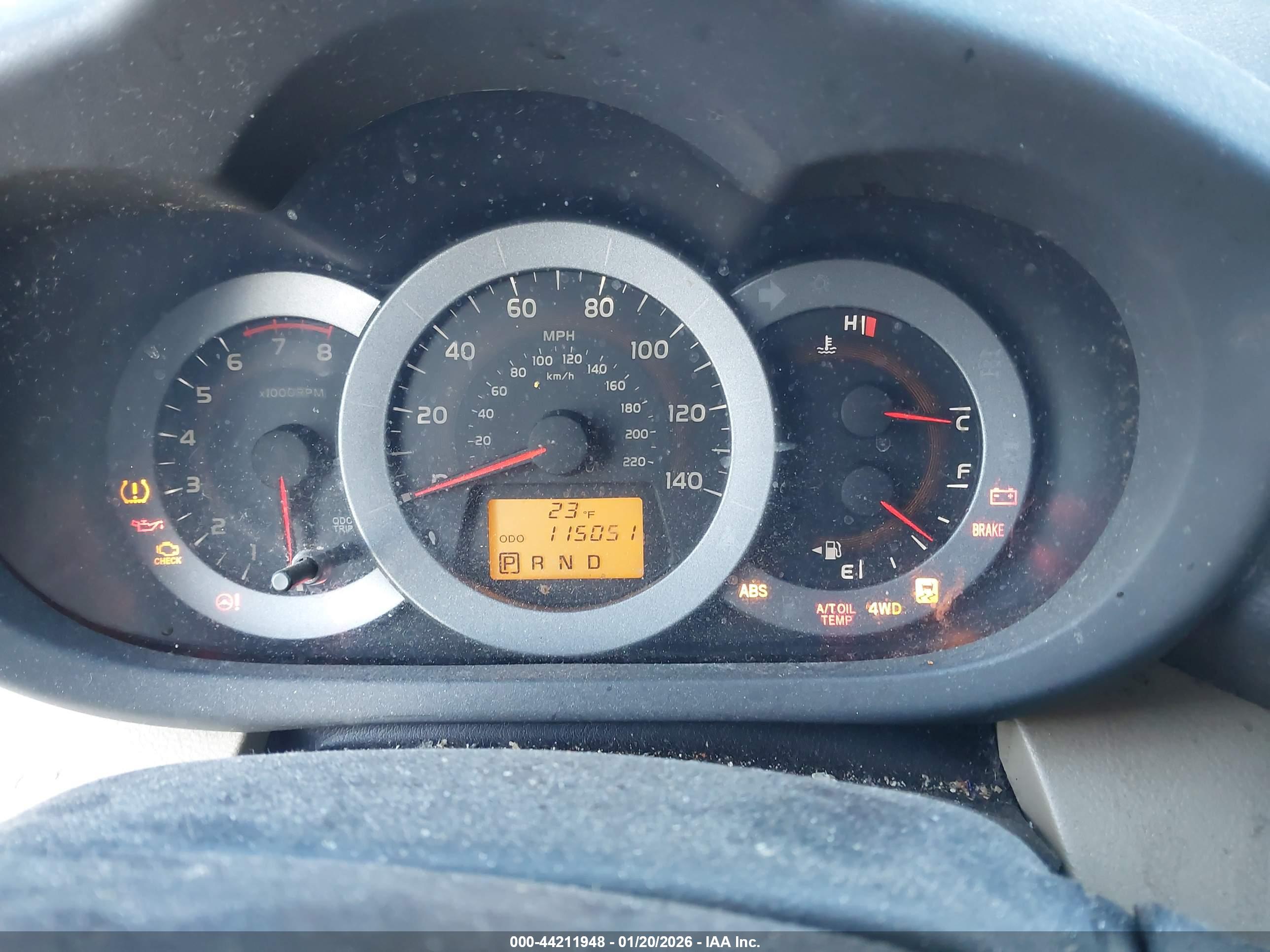 TOYOTA RAV4 image 7