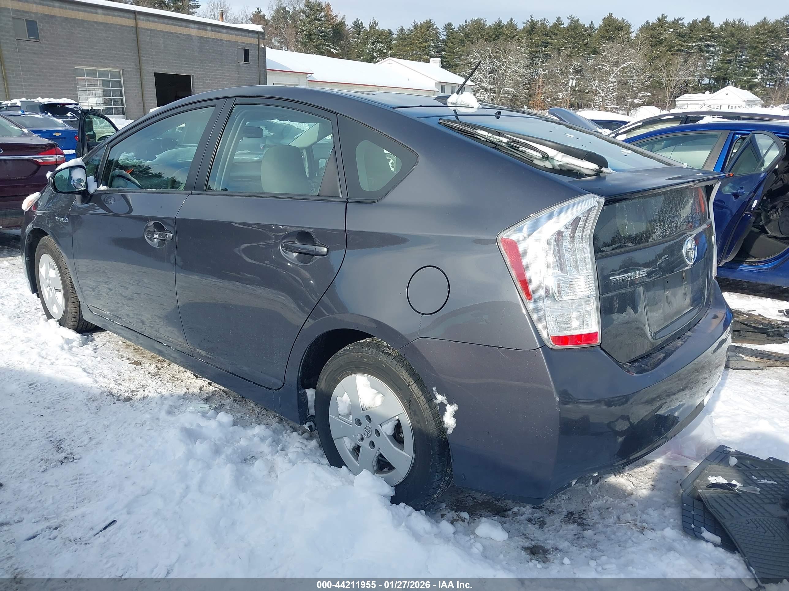 TOYOTA PRIUS image 3