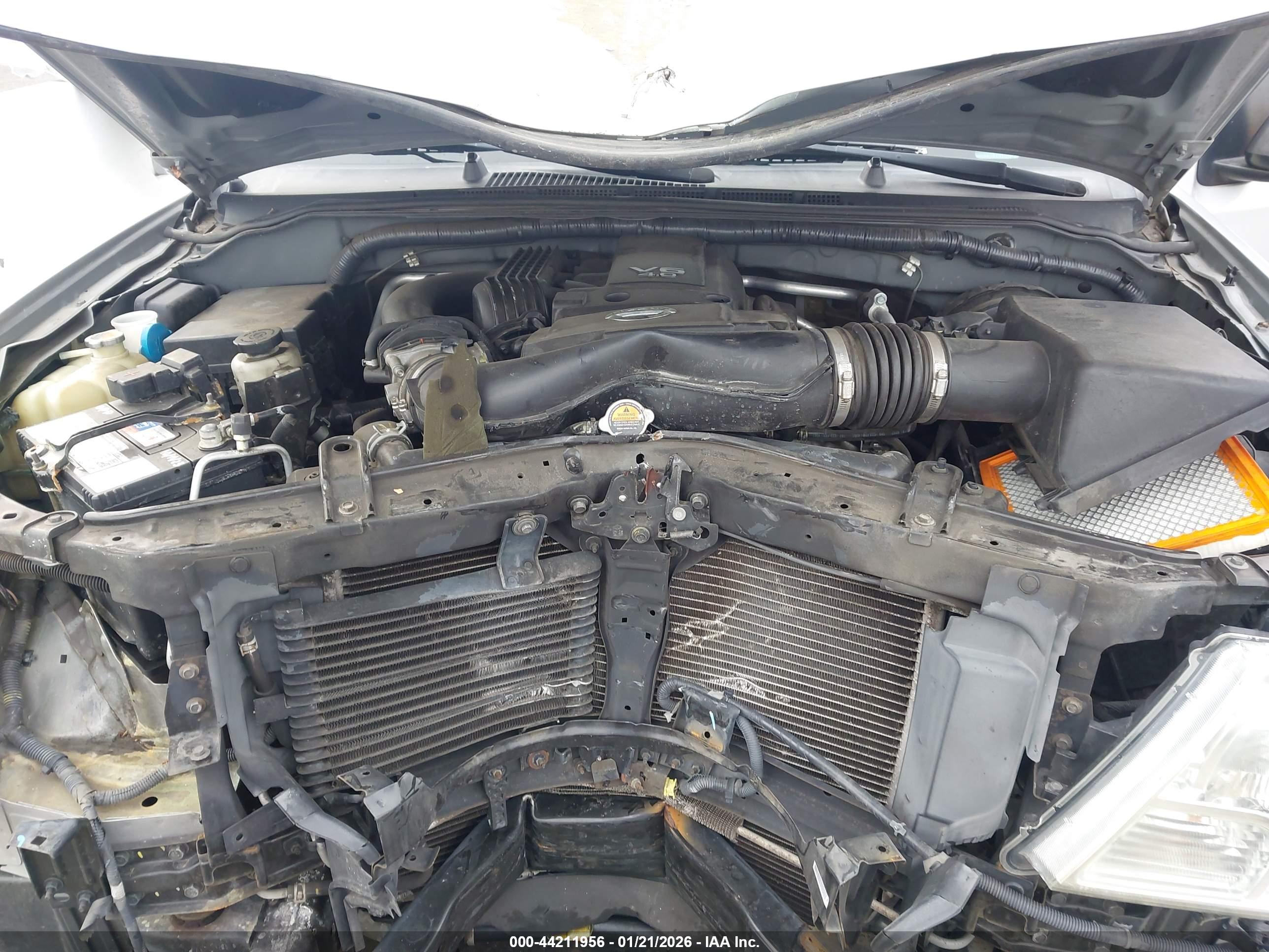 NISSAN FRONTIER image 10
