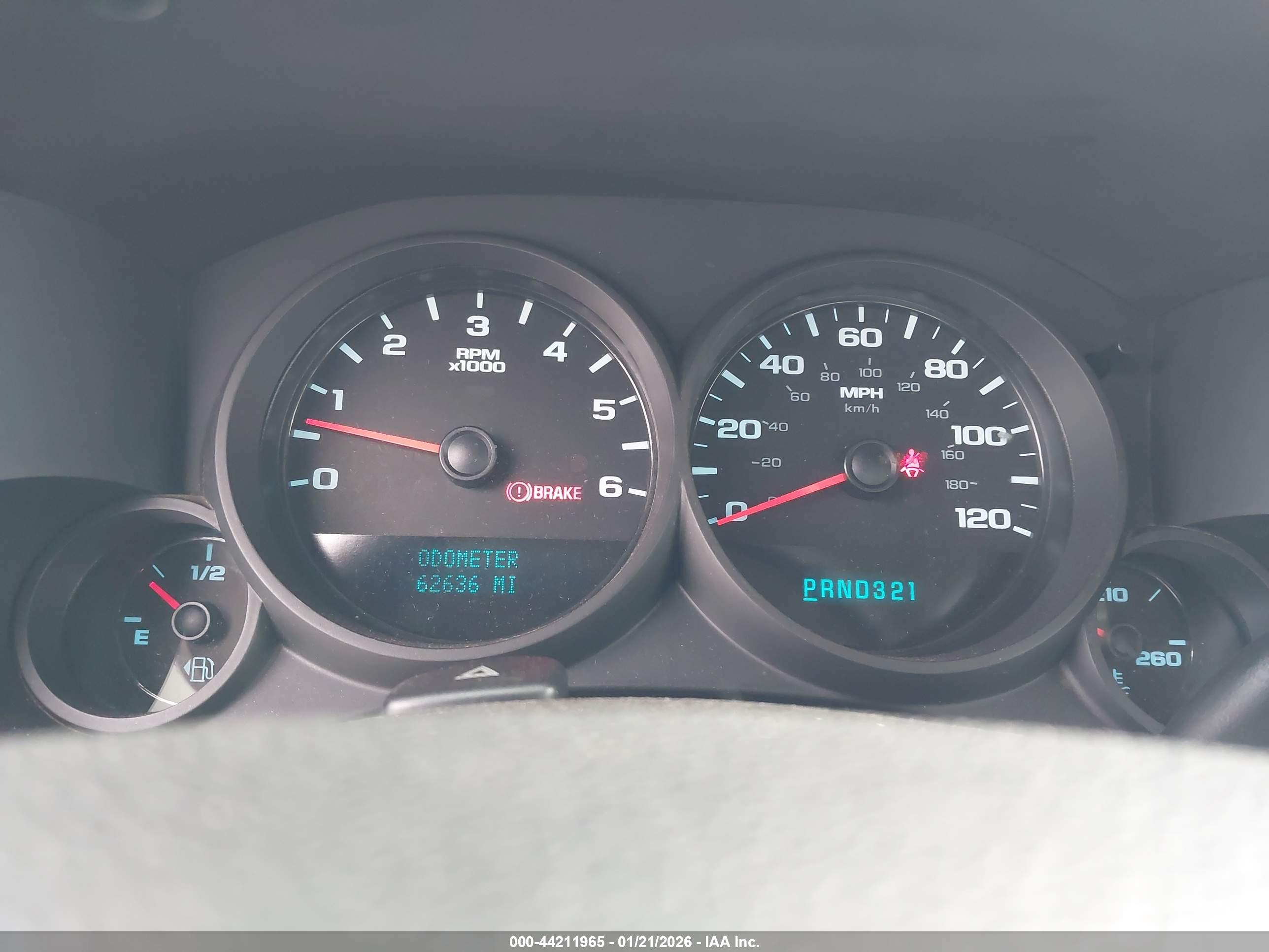 CHEVROLET SILVERADO image 7