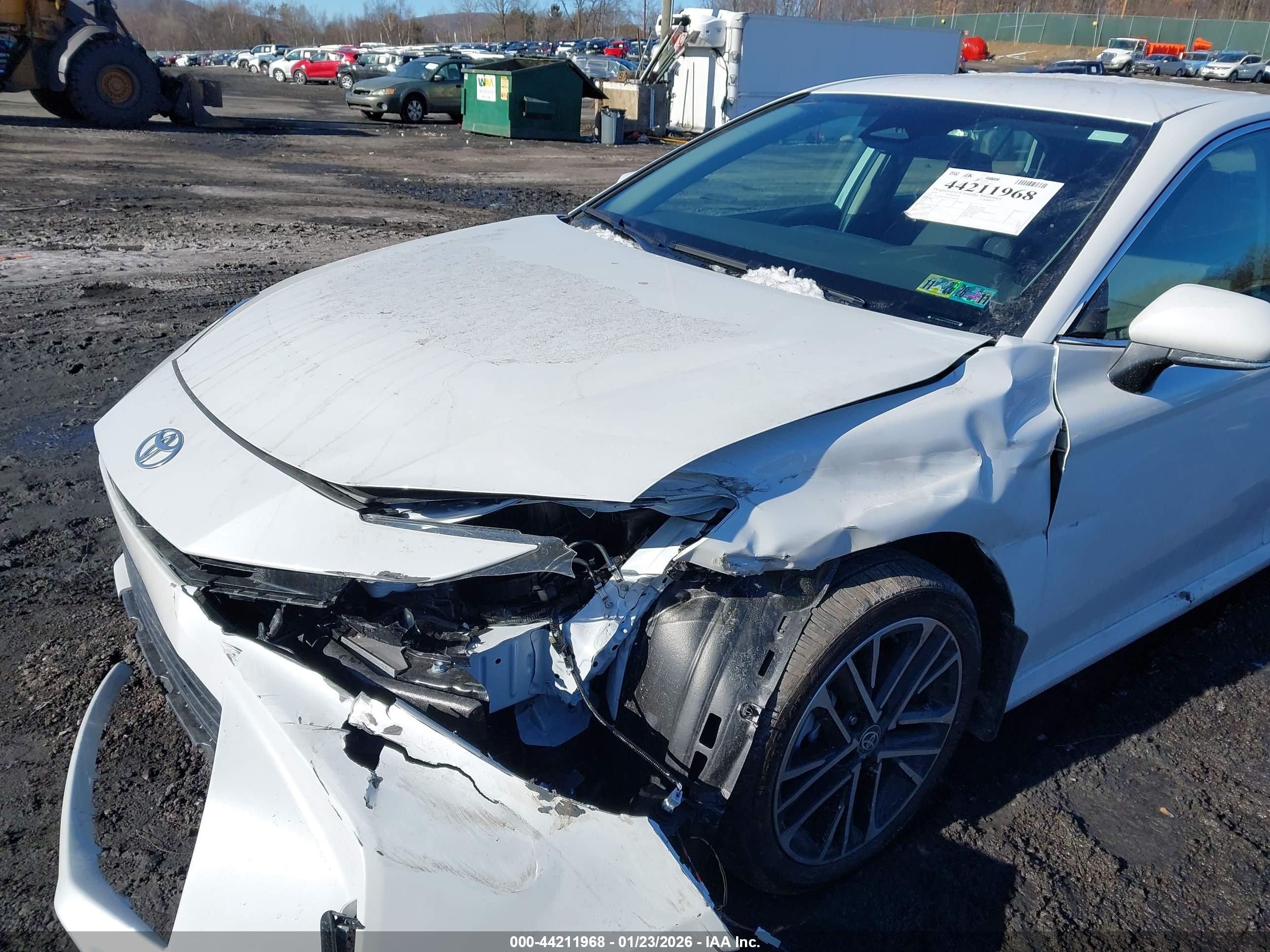 TOYOTA CAMRY image 6
