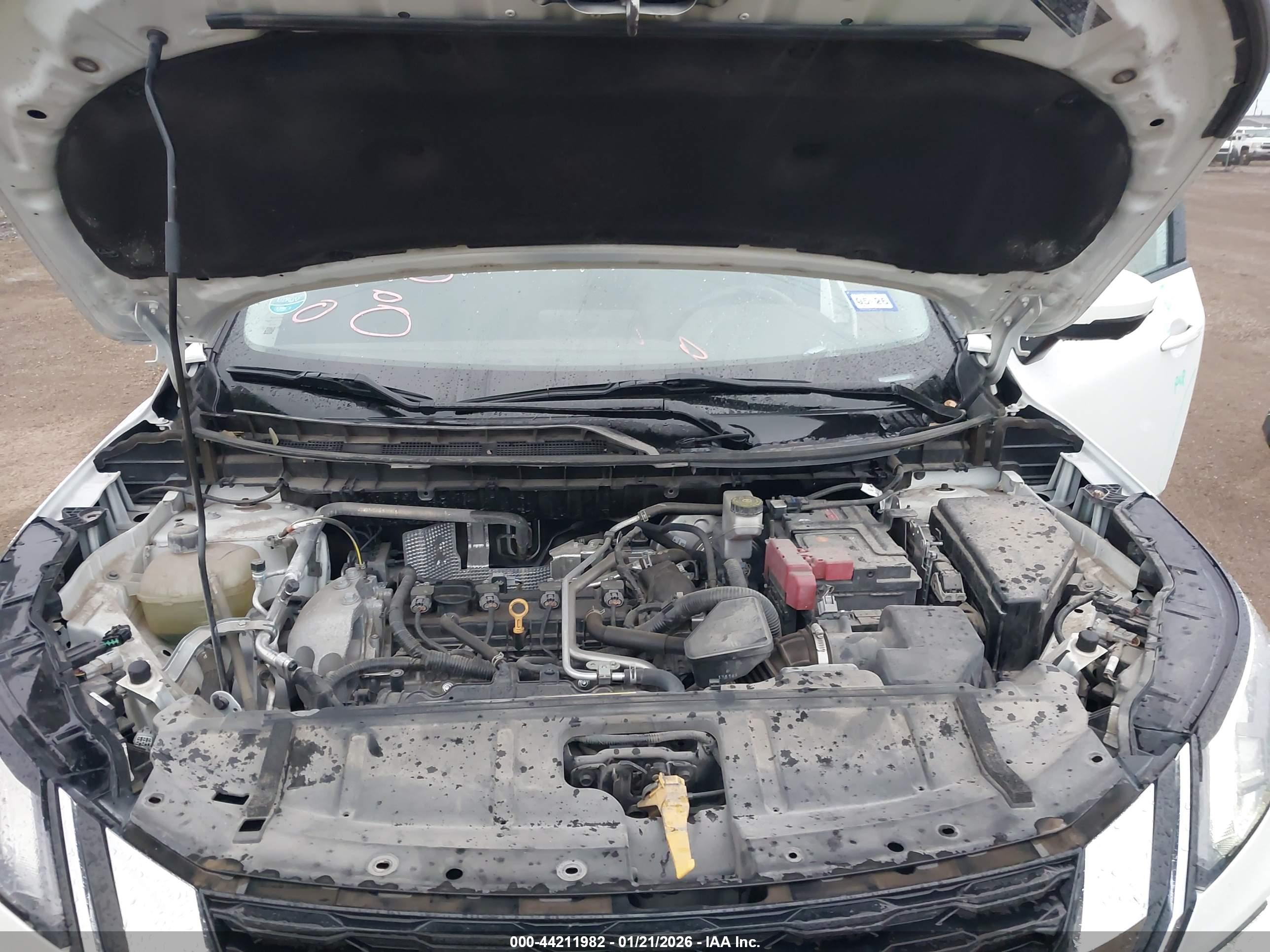 NISSAN ROGUE image 10