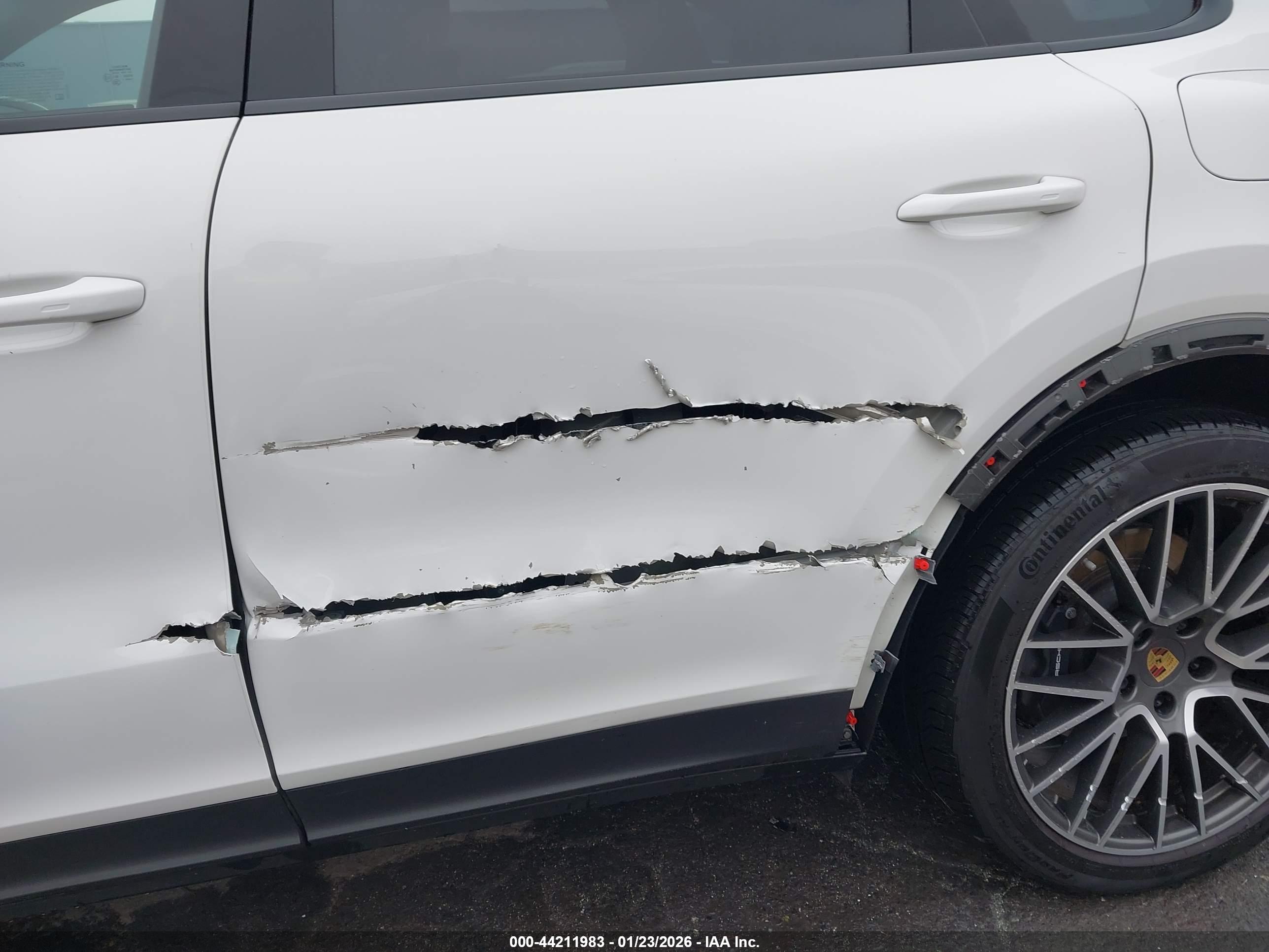 PORSCHE CAYENNE image 6