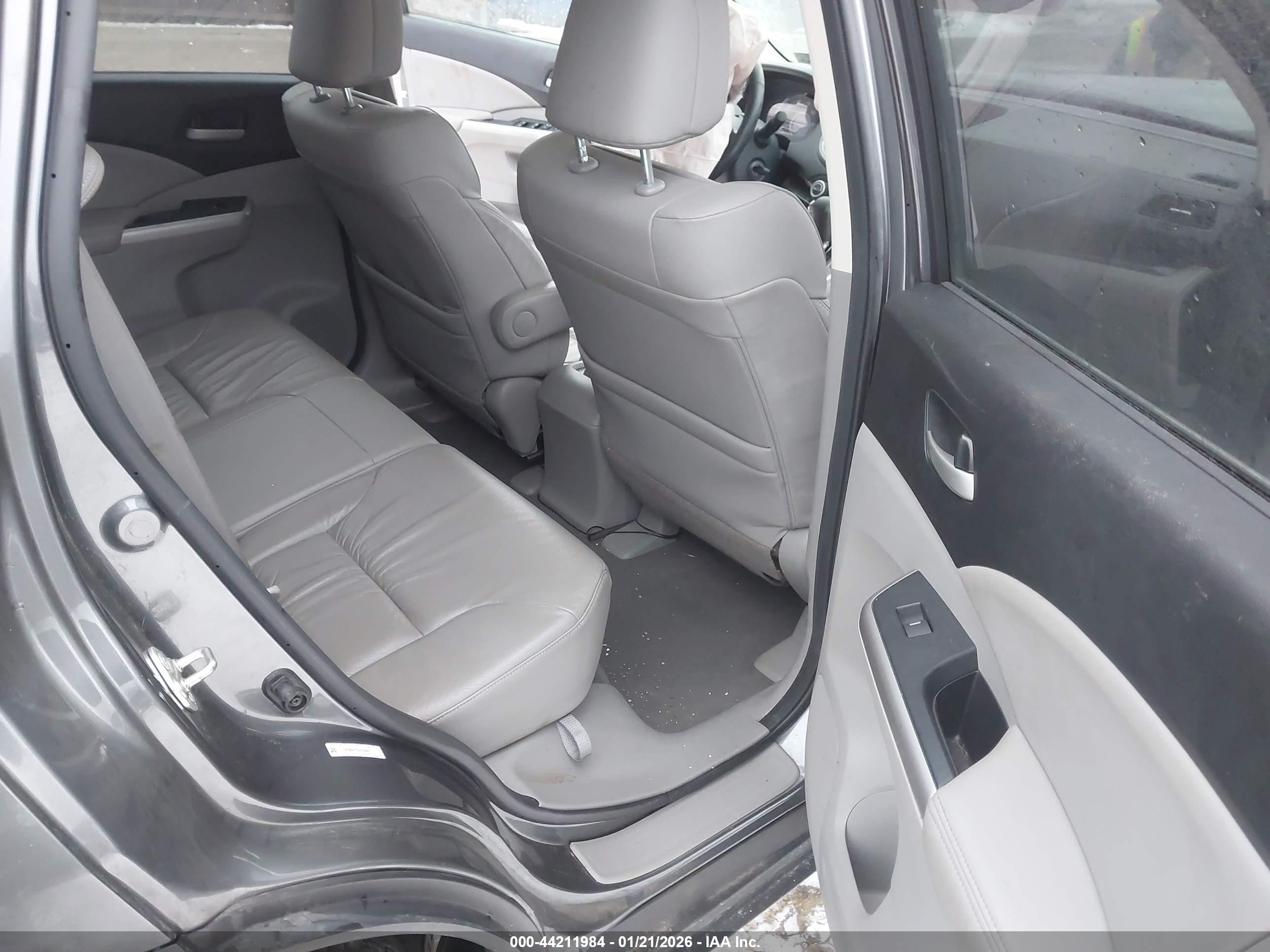 HONDA CR-V image 8