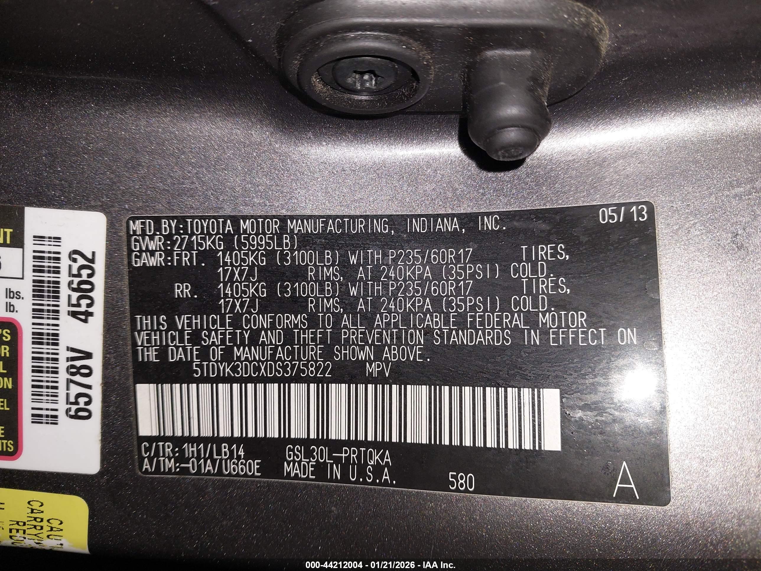 TOYOTA SIENNA image 9