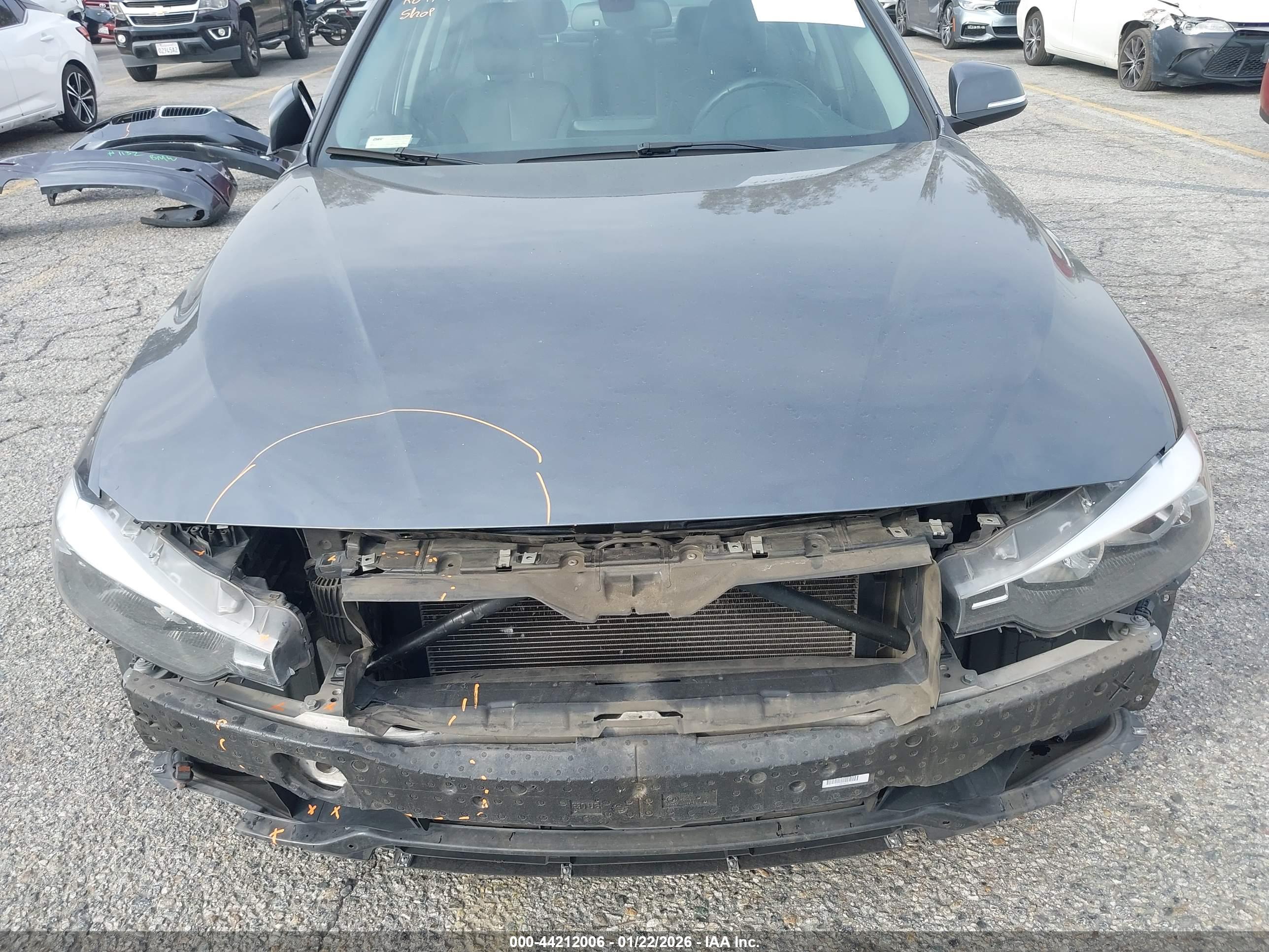BMW 328I image 6