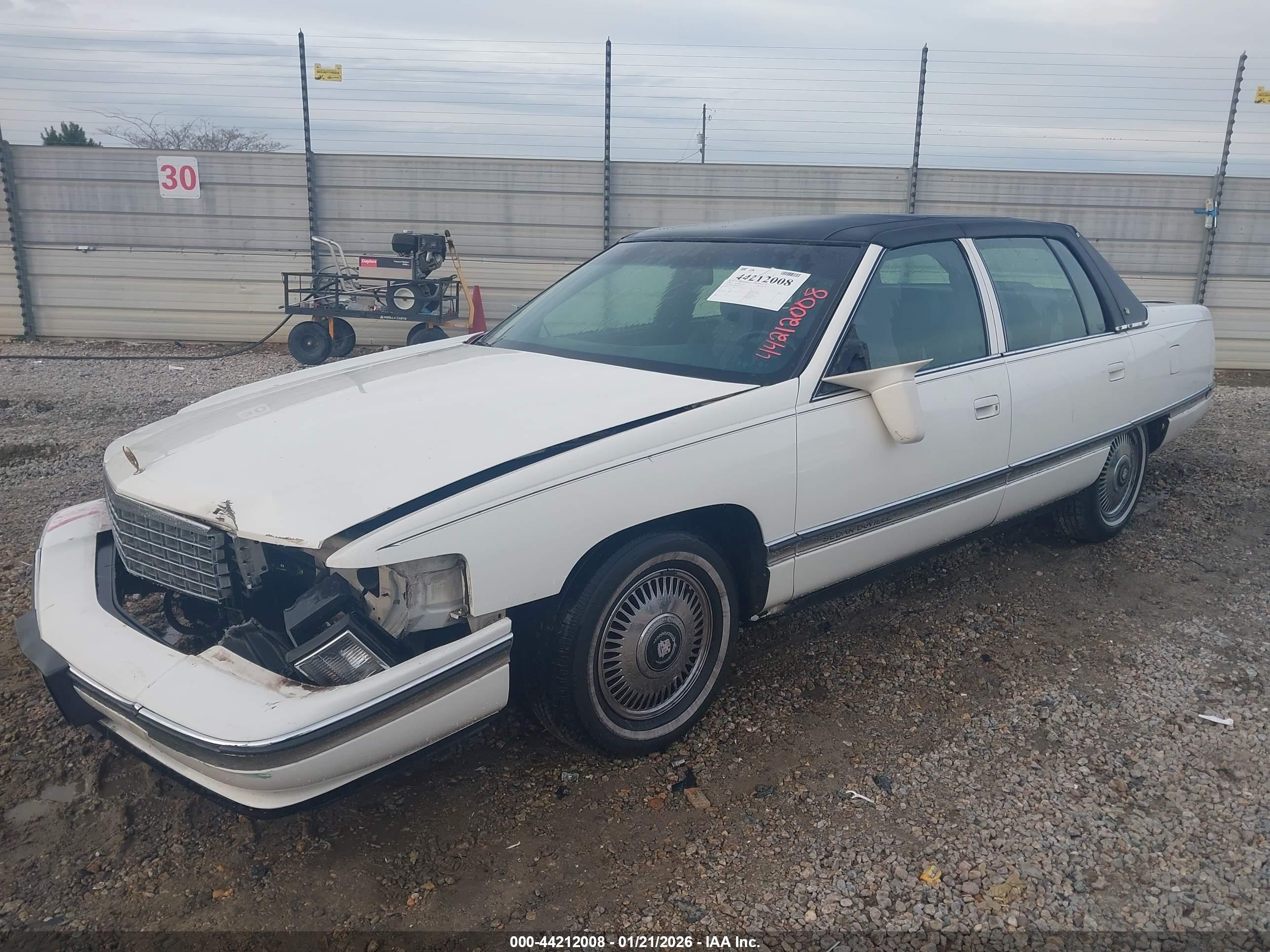 CADILLAC DEVILLE image 2