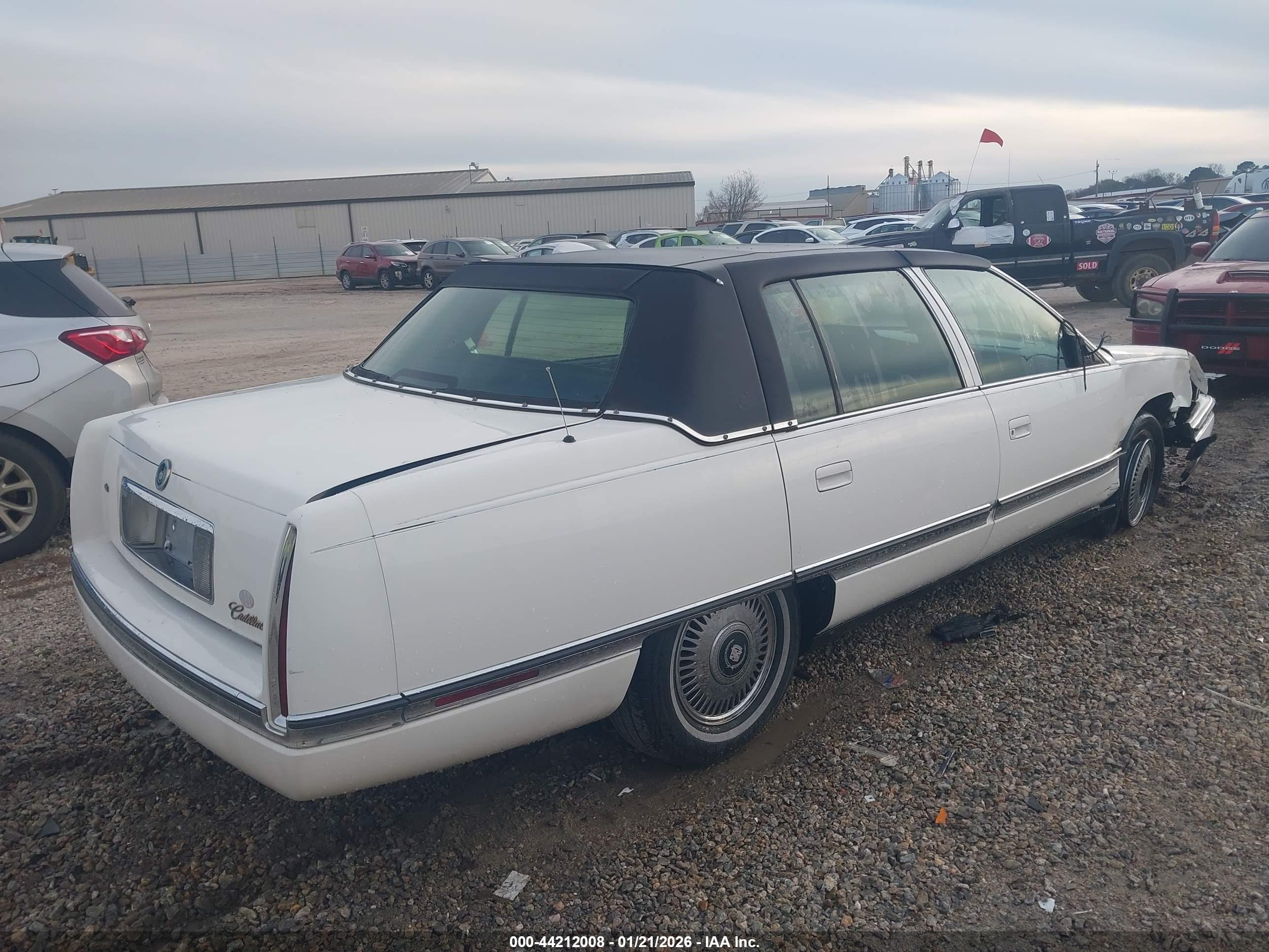CADILLAC DEVILLE image 4