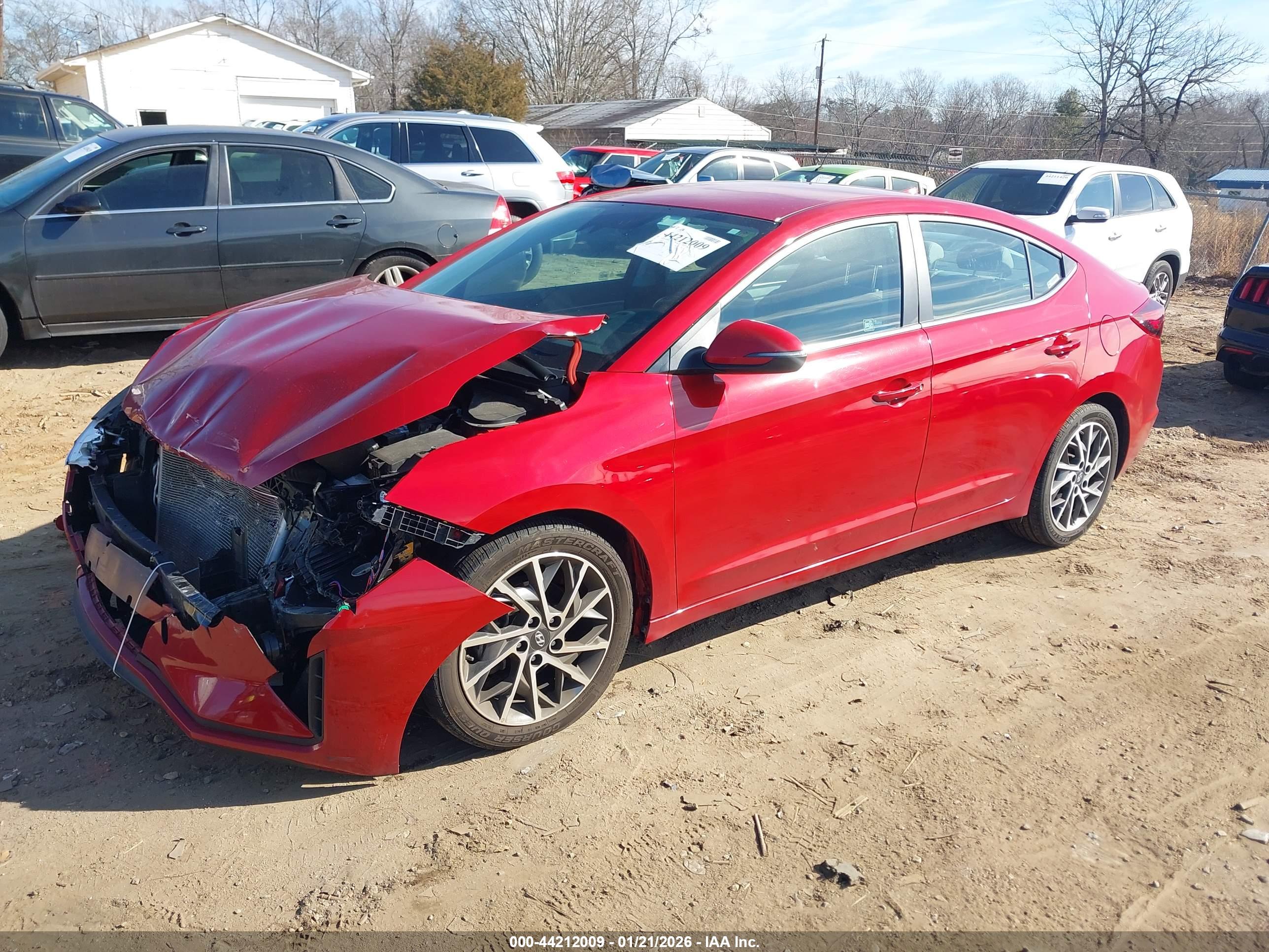 HYUNDAI ELANTRA image 2